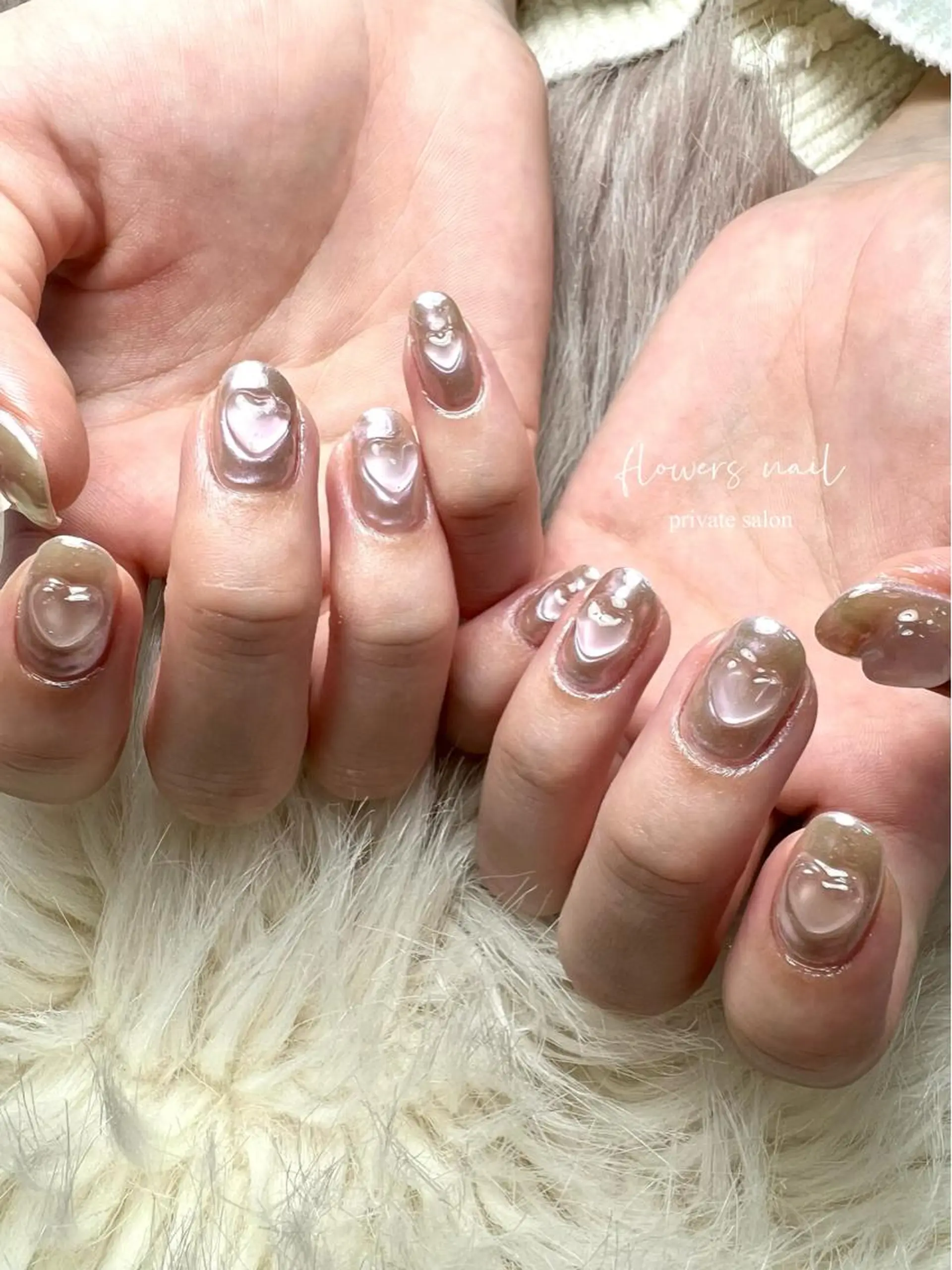 ネイル オーロラネイル ジェルネイル ハート 持ち込み パラジェル flowers nailのネイルデザイン
