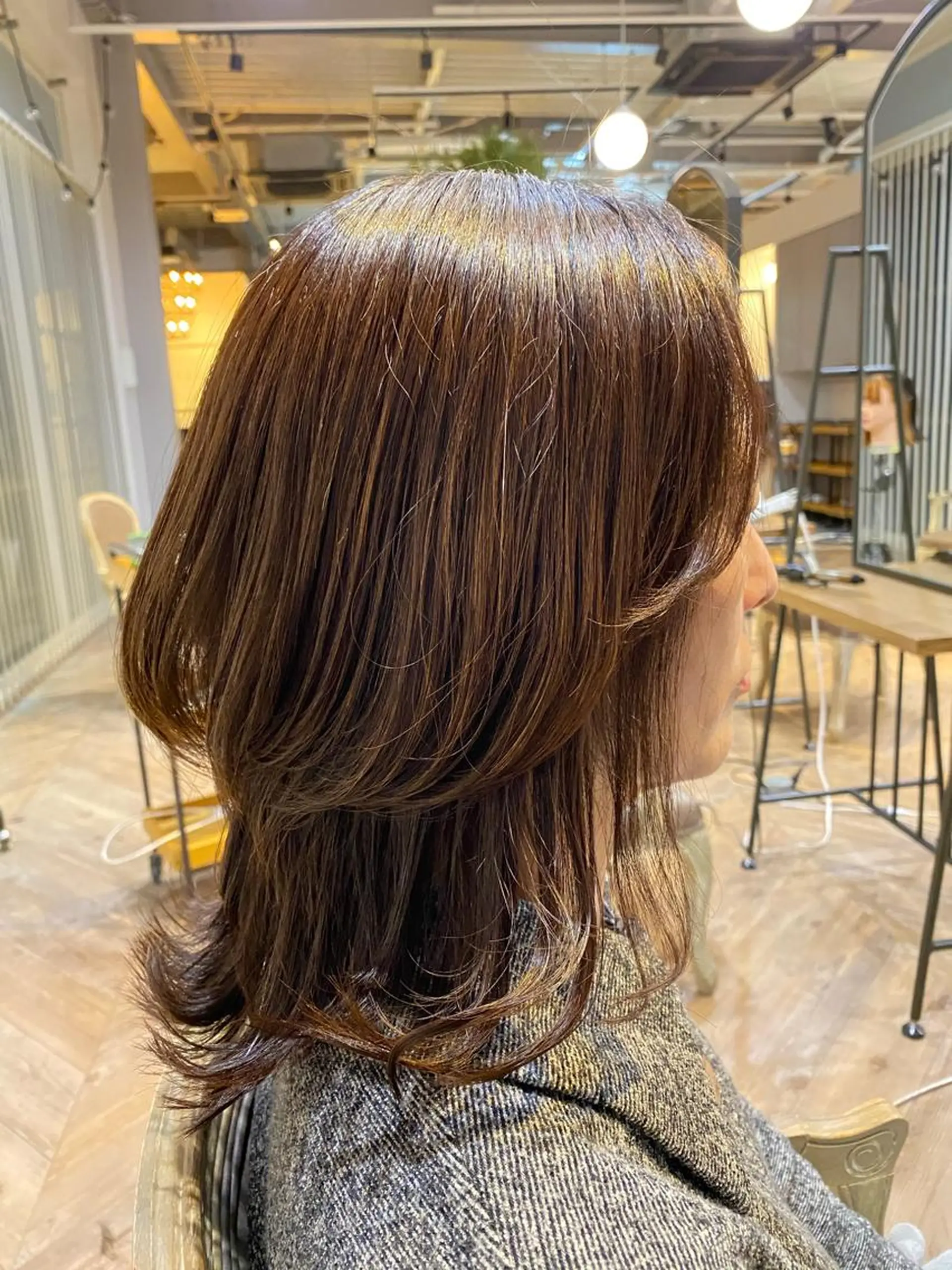 セミロング カット ヘアカラー トリートメント 小島 健太郎のヘアスタイル