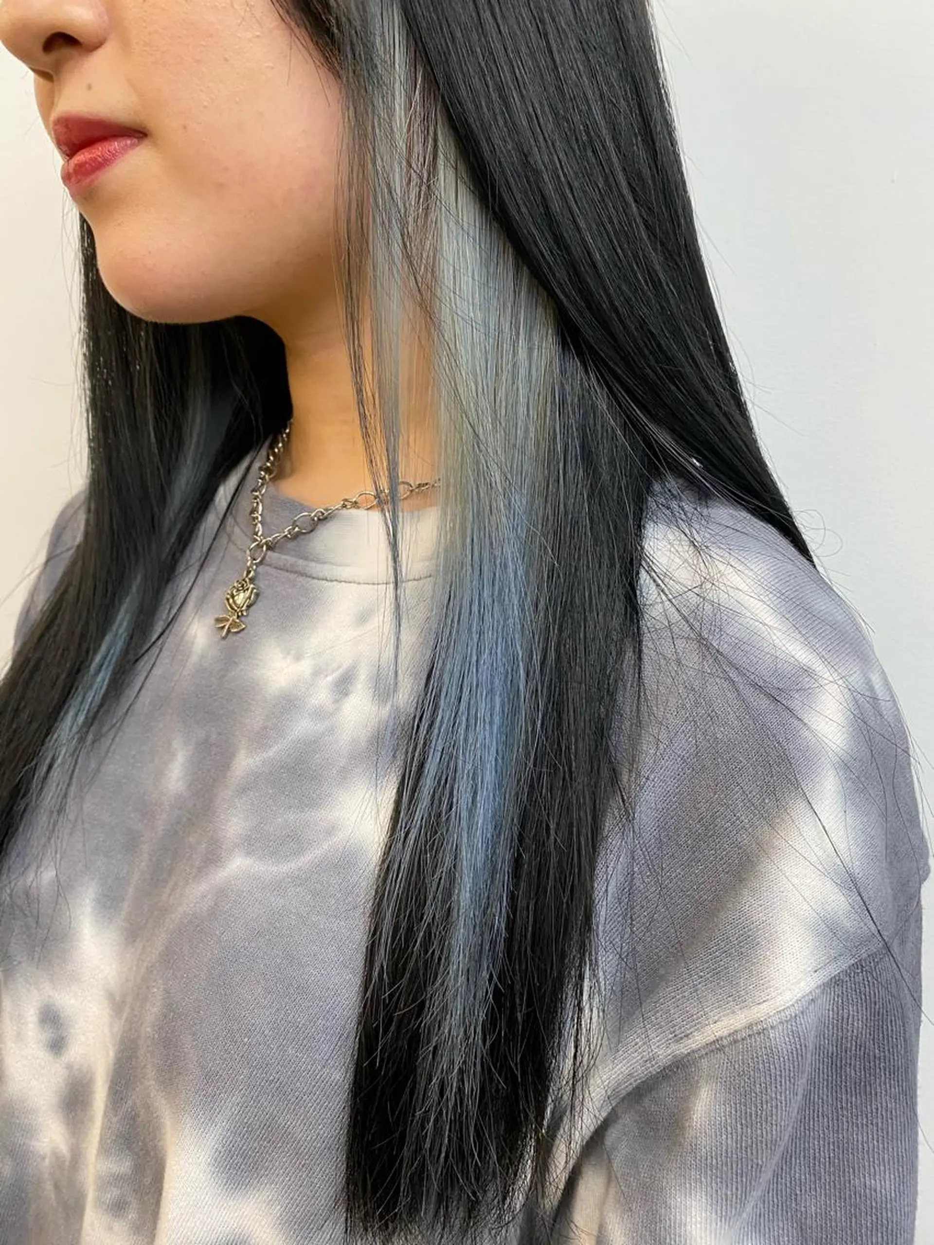 ロング ヘアカラー fons'所属・ナガイ アヤのヘアスタイル