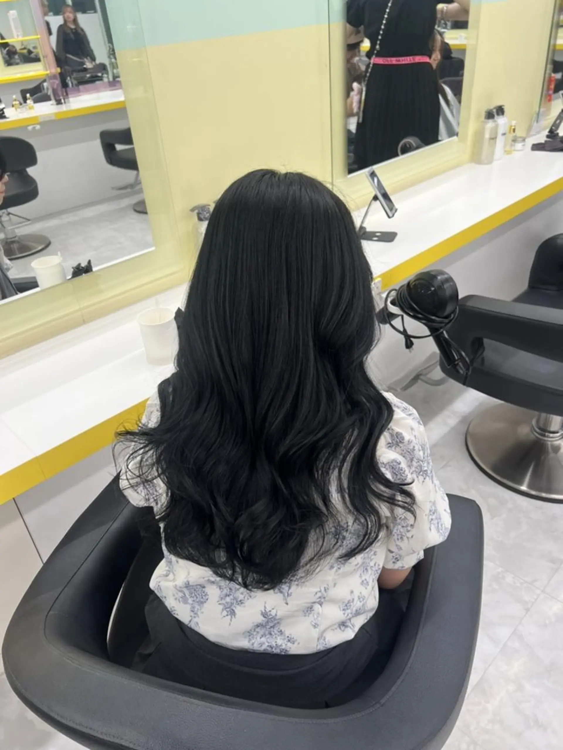 カラー 🍀暗め透け感🍀 赤み消しカラー🍀のヘアスタイル