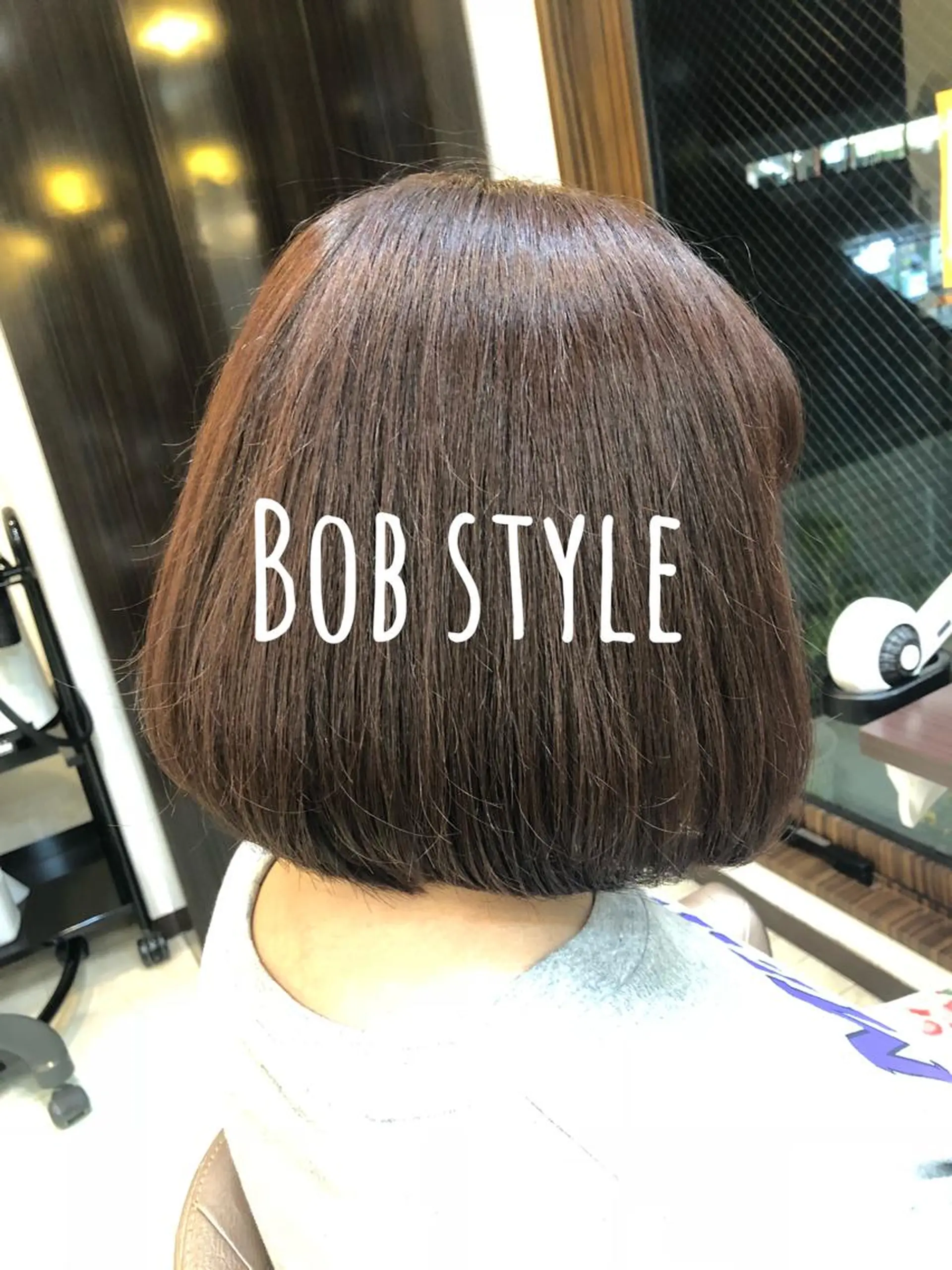 ショート カラー 前下がりボブ ボブ 永沼 真依のヘアスタイル
