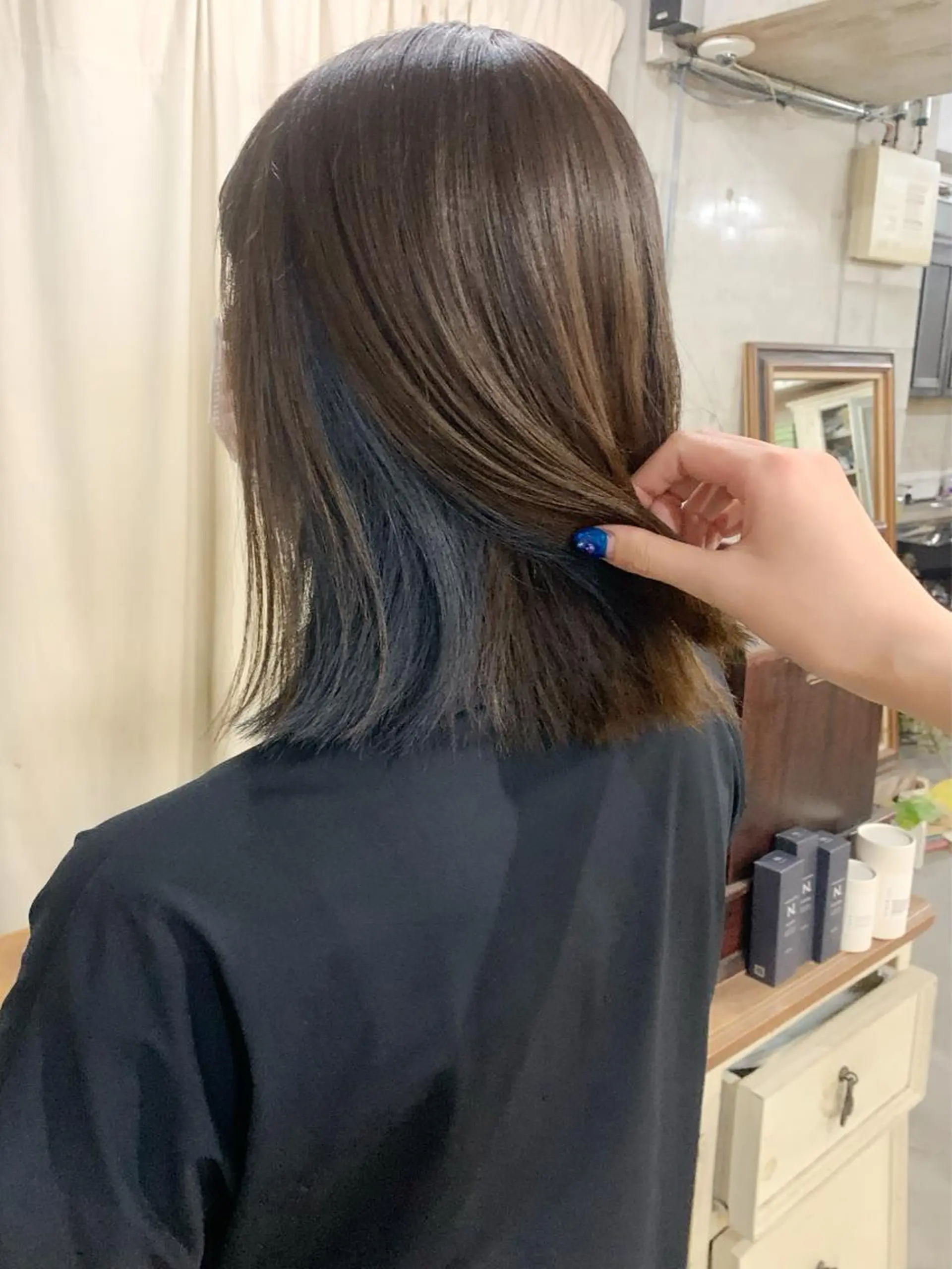 ミディアム カラー ブルーカラー グレージュ インナーカラー kimika🥑 メンズ/髪質改善のヘアスタイル