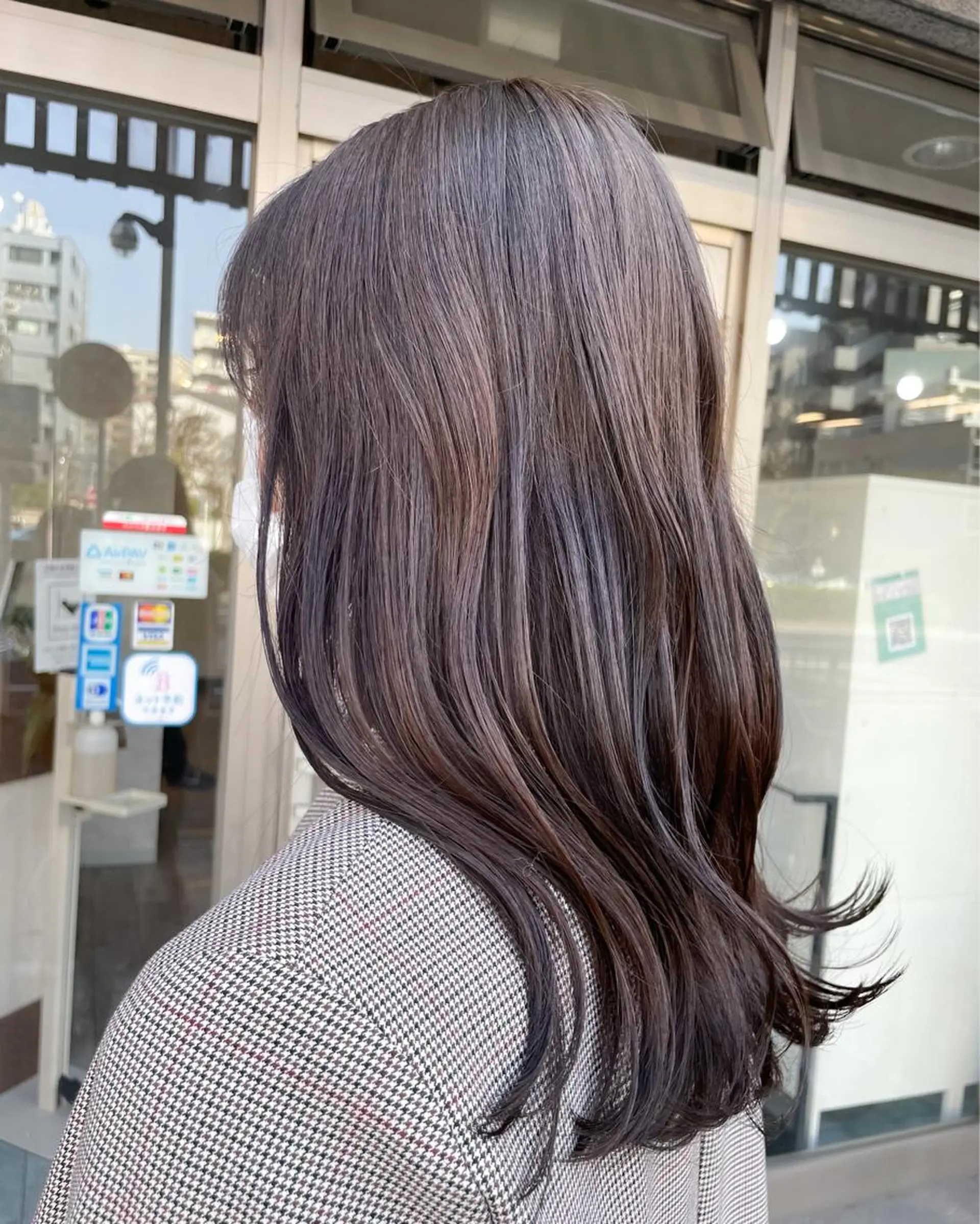 セミロング カラー ベージュカラー ブラウンカラー 透明感カラー ラベンダーカラー ラベンダーベージュ カット ヘアカラー トリートメント イワタ マハ/ minim hairのヘアスタイル
