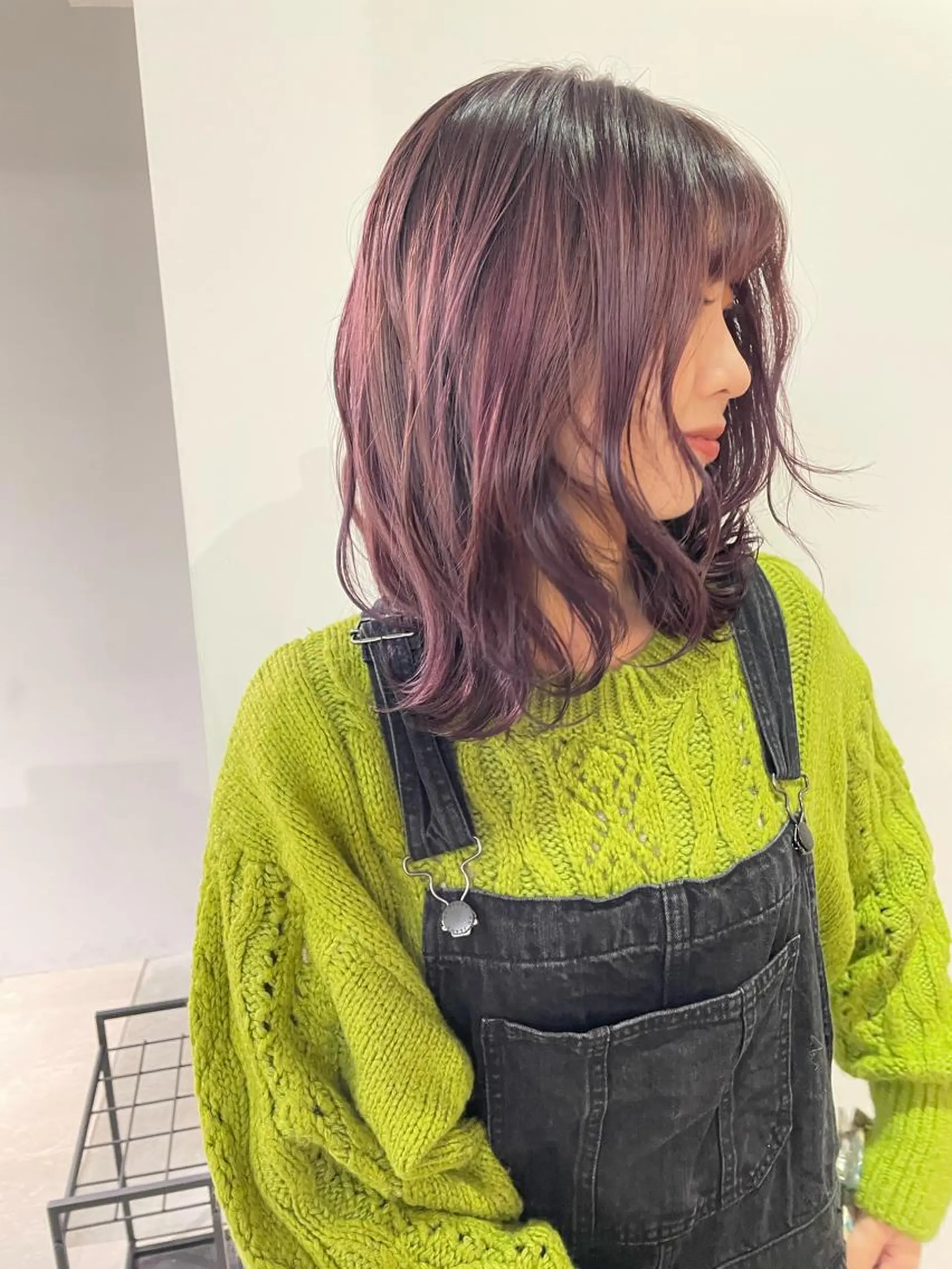 ミディアム カラー ミストバング ブリーチ ケアブリーチ デザインカラー ダブルカラー ヘアカラー トリートメント MIU/ルーツカラー ボブ/顔周りレイヤーのヘアスタイル