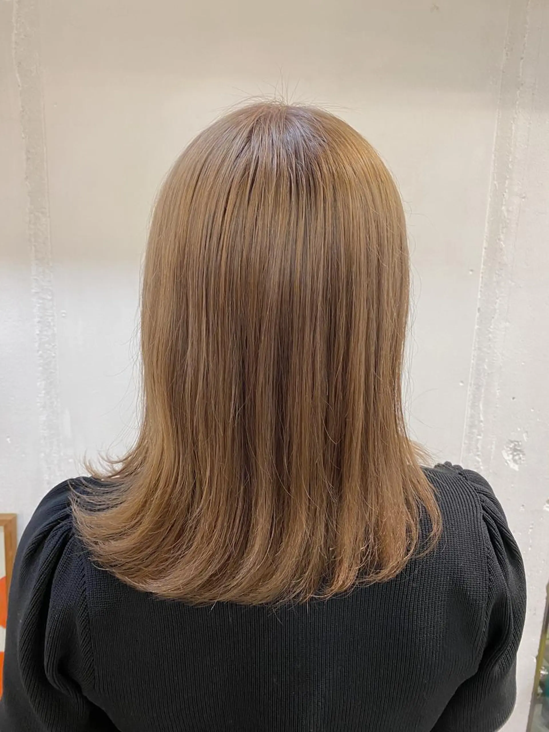 ミディアム カラー ベージュカラー ブリーチ ブラウンカラー ink Runaのヘアスタイル