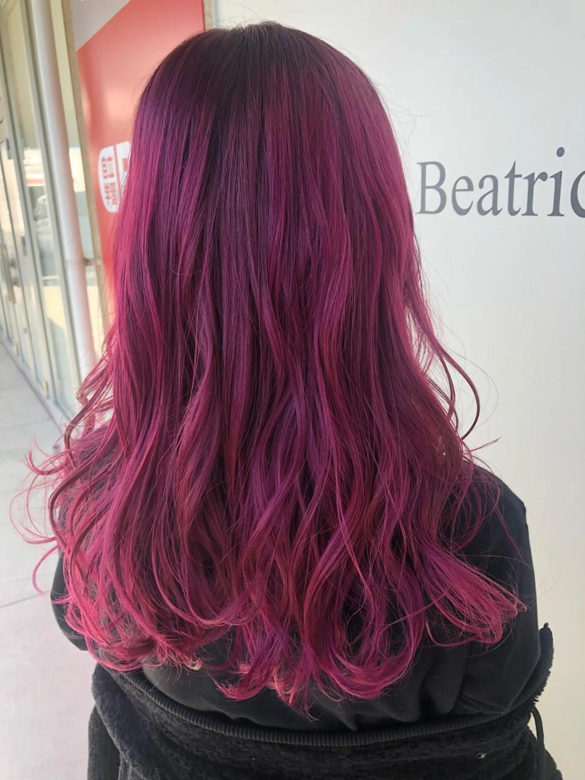 カラー 早川 真幸のヘアスタイル