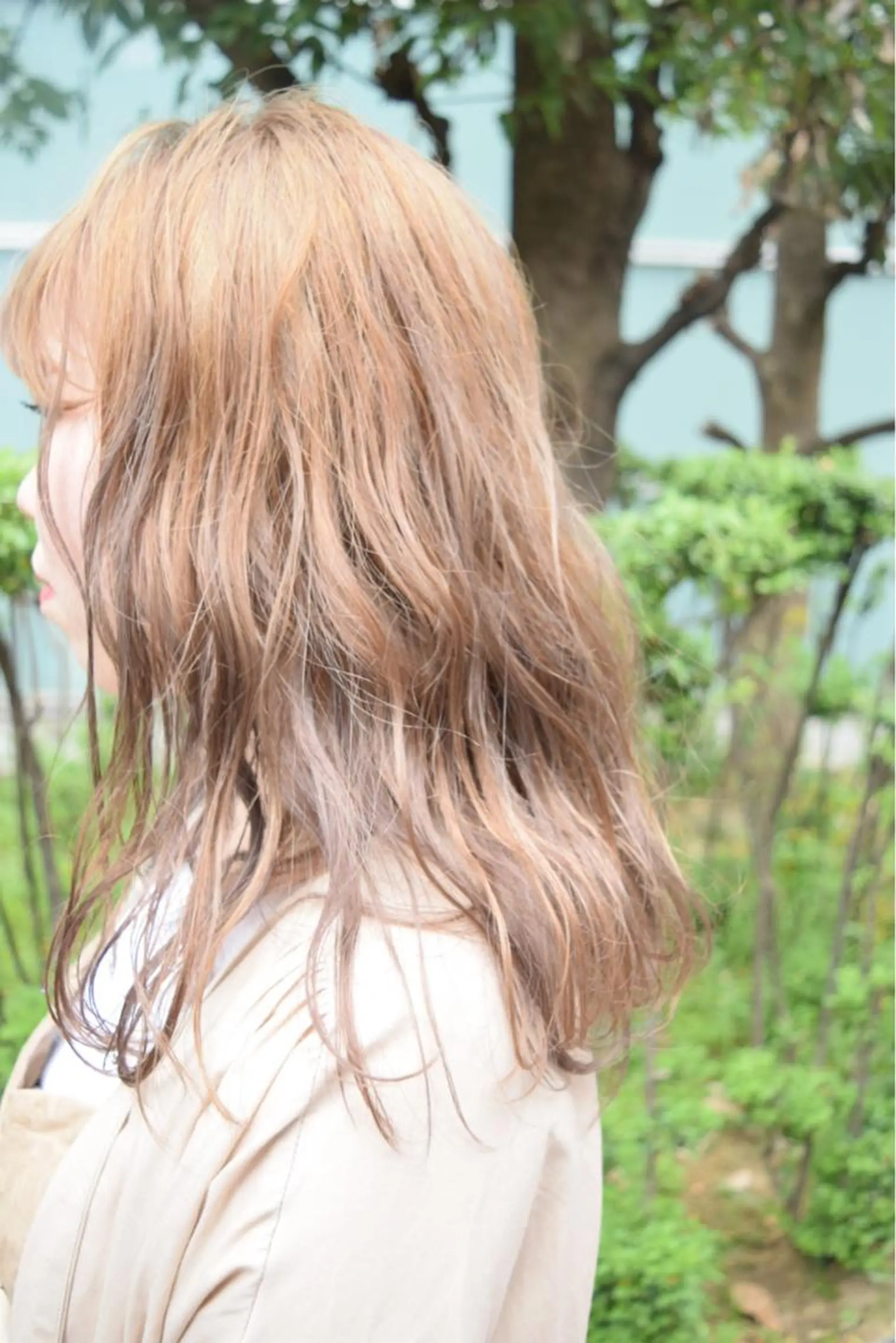 ミディアム カラー ハイトーンカラー RYUのヘアスタイル