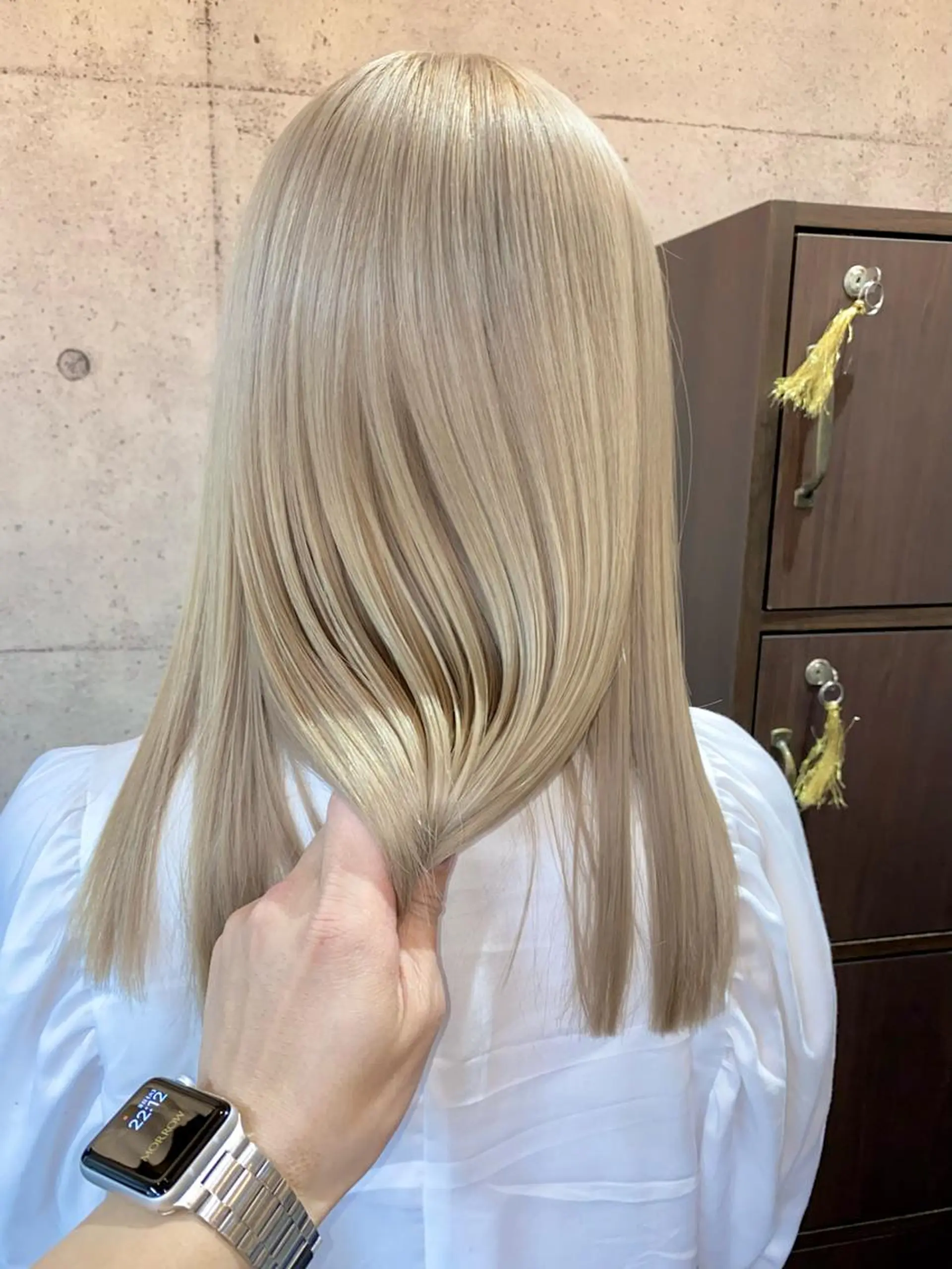 セミロング カラー ヘアカラー トリートメント MORROW所属・⭕️ダメージレス特化 髪質改善🥇丸山憲人のヘアスタイル
