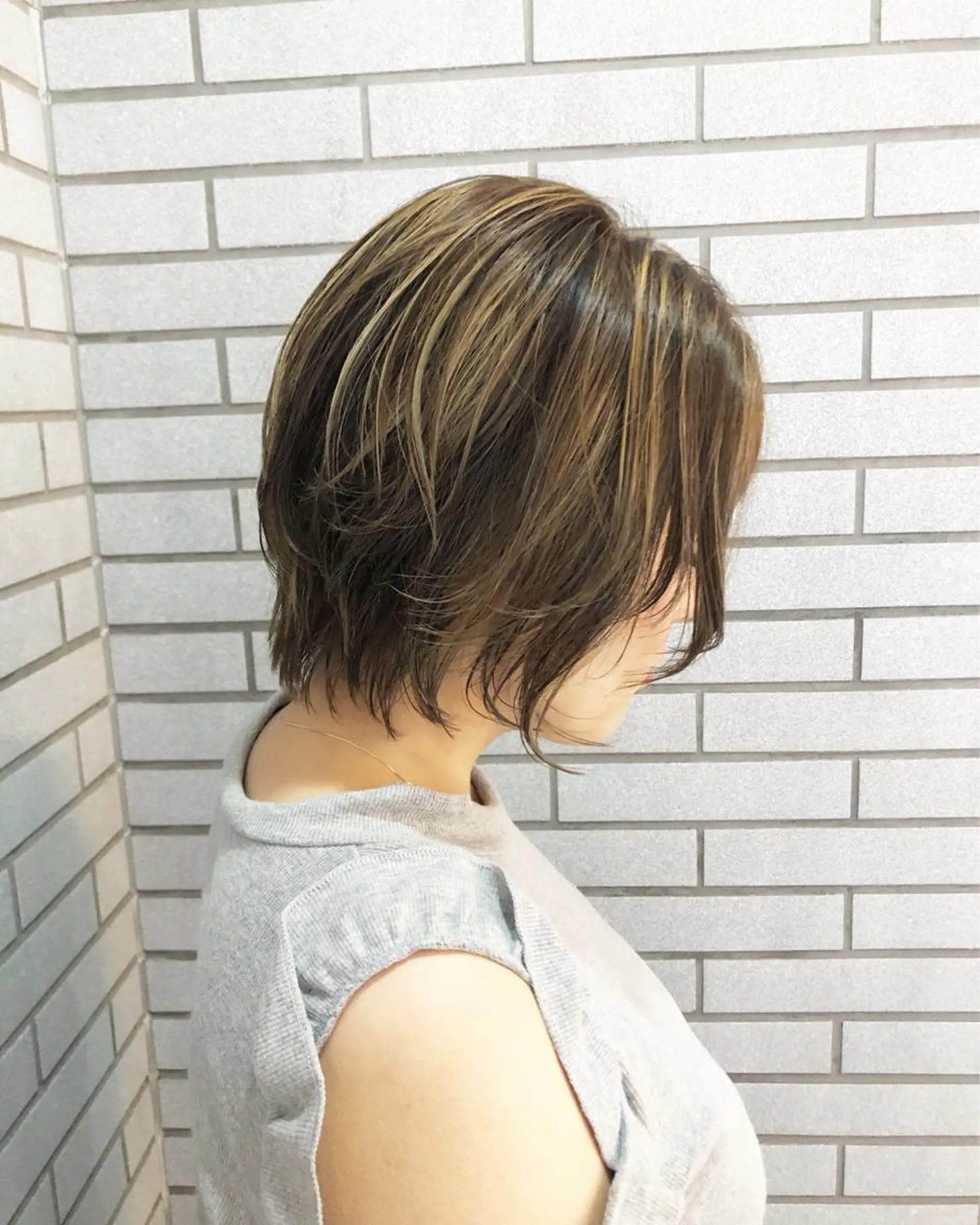 ショート カラー ハイライトカラー ボブ ハイライト カット ヘアカラー トリートメント XES-TA所属・中村 よしひでのヘアスタイル