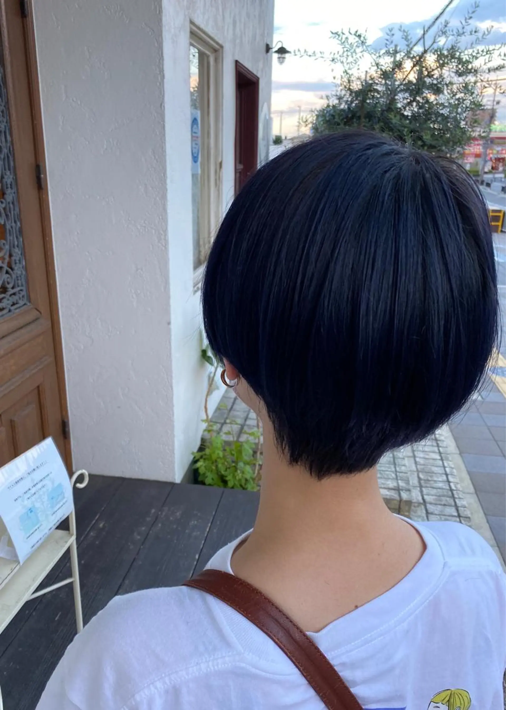 ショート カラー 黒髪 ブリーチ ブルーカラー ブルーブラック 橋本 しゅうまのヘアスタイル