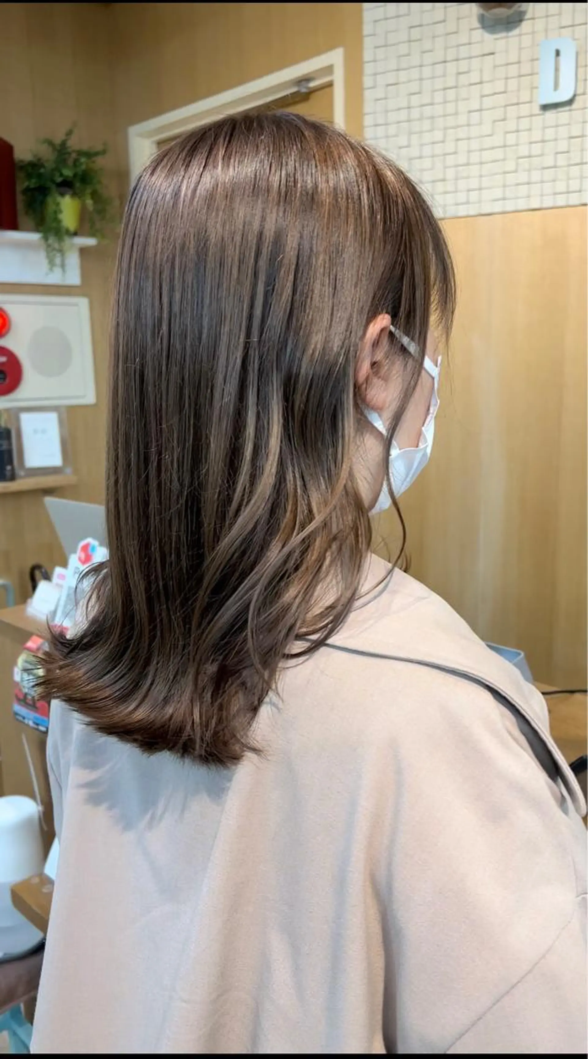 セミロング カラー 透明感カラー/ イルミナカラーヒロキのヘアスタイル