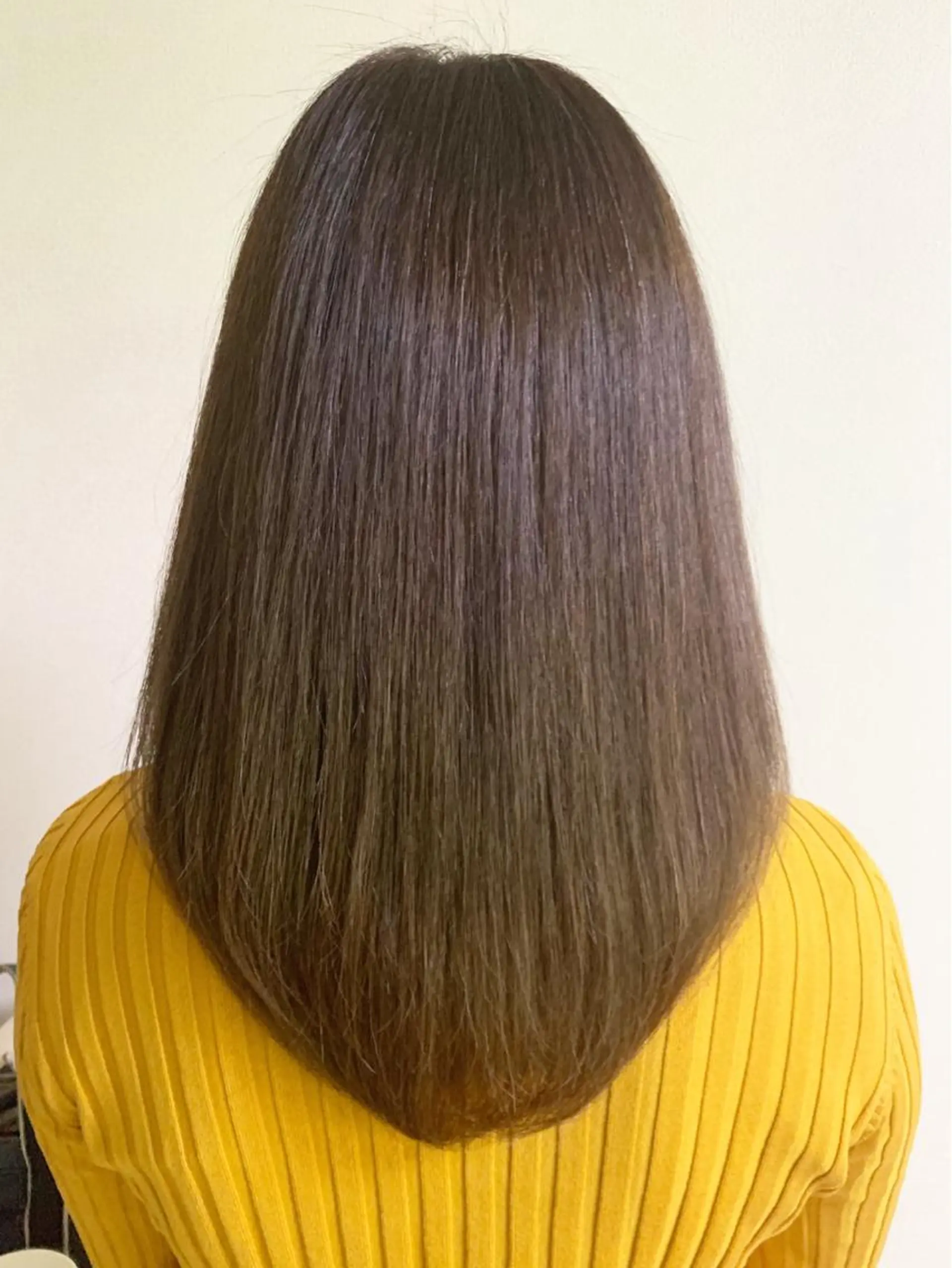 ミディアム カット ヘアカラー トリートメント cecile hair所属・開發 紗貴のヘアスタイル
