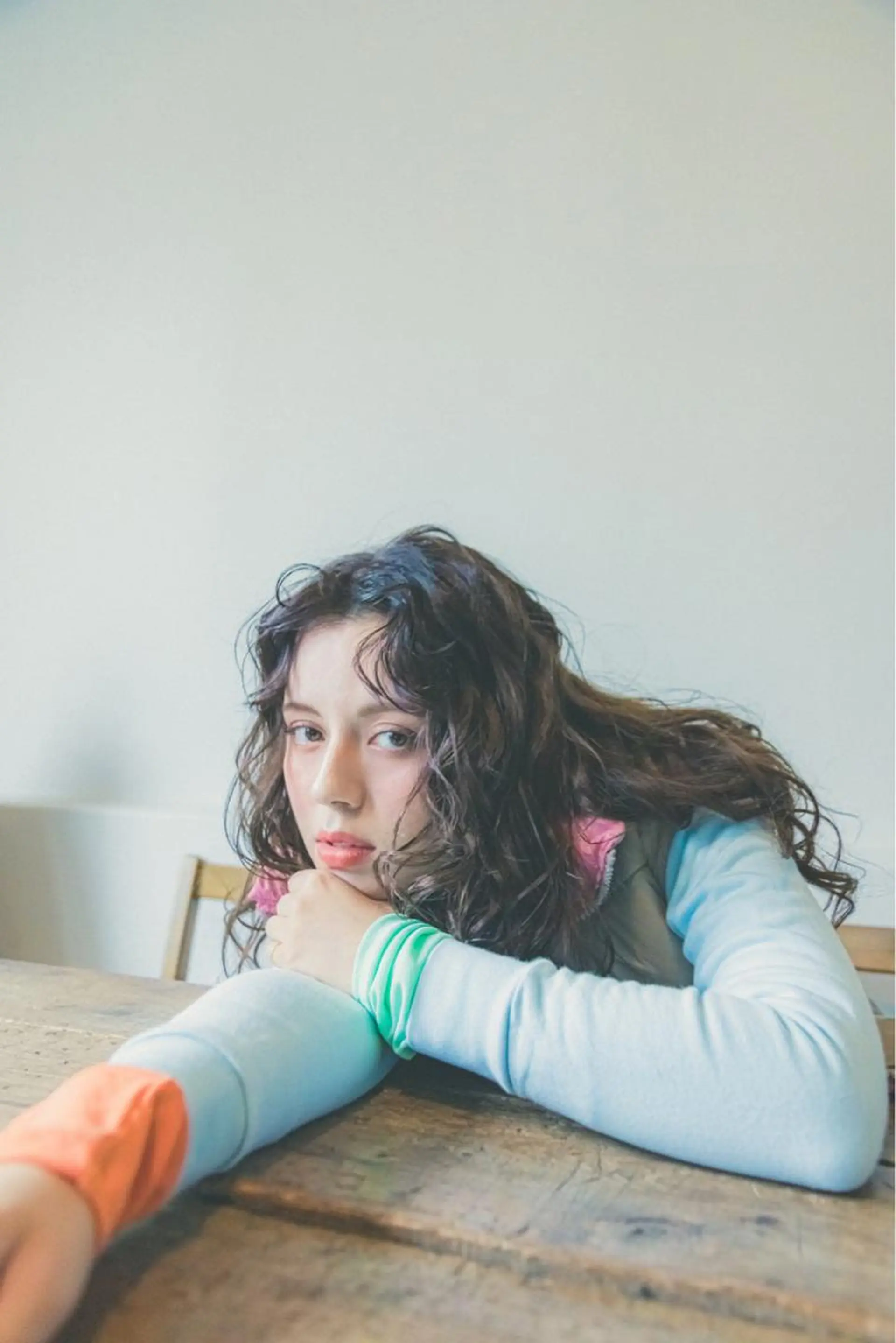 セミロング たけだゆめ ダブルカラーのヘアスタイル