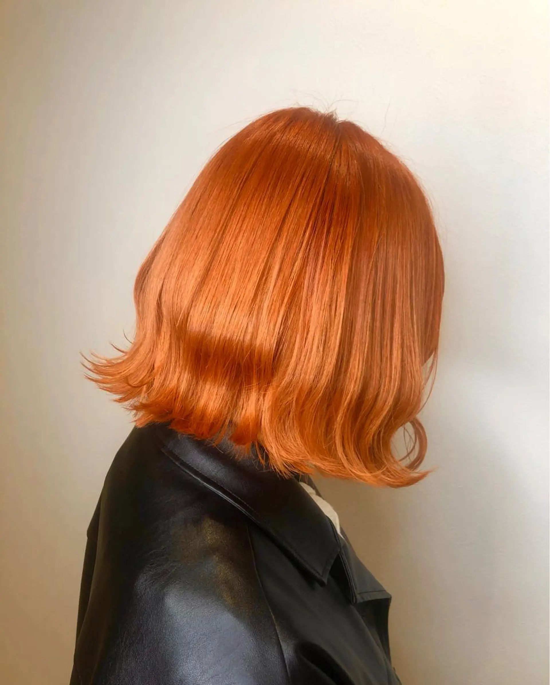 ショート yuuto🌈 艶髪ダブルカラーのヘアスタイル