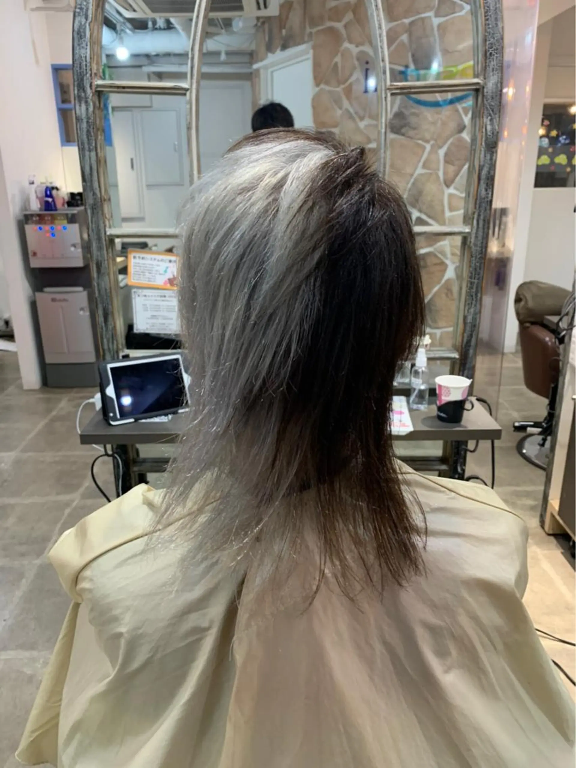 メンズ ヘアカラー トリートメント ヲタク美容師 店長　上原のヘアスタイル