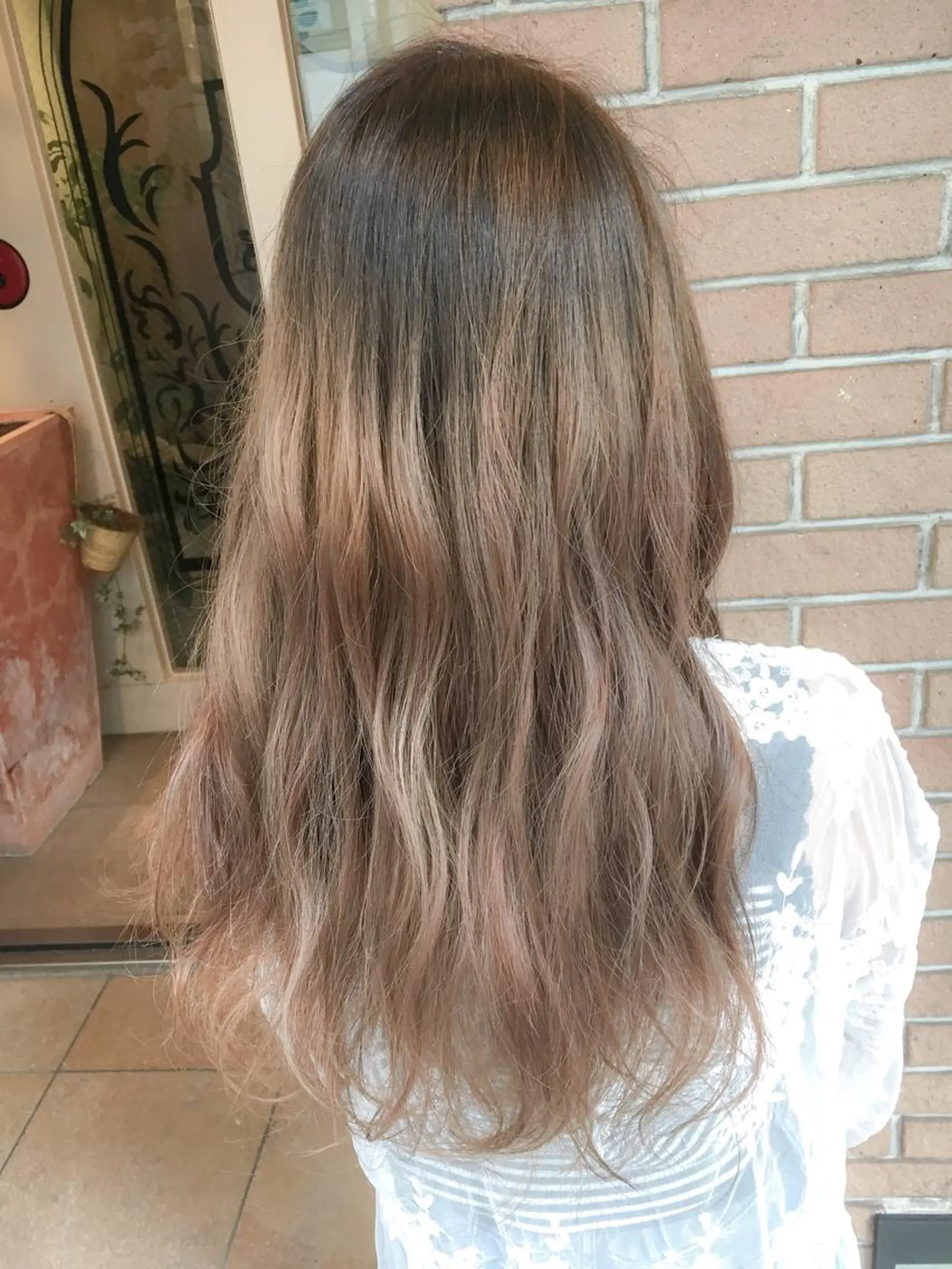 ロング カラー ベージュカラー グラデーションカラー 外国人風カラー 北條 優輝のヘアスタイル