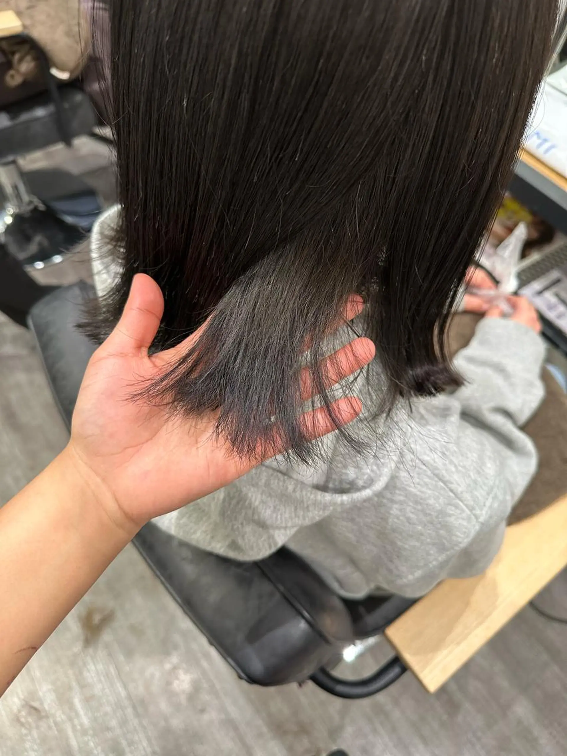 ミディアム カラー カット ヘアカラー トリートメント 上田 紗也のヘアスタイル