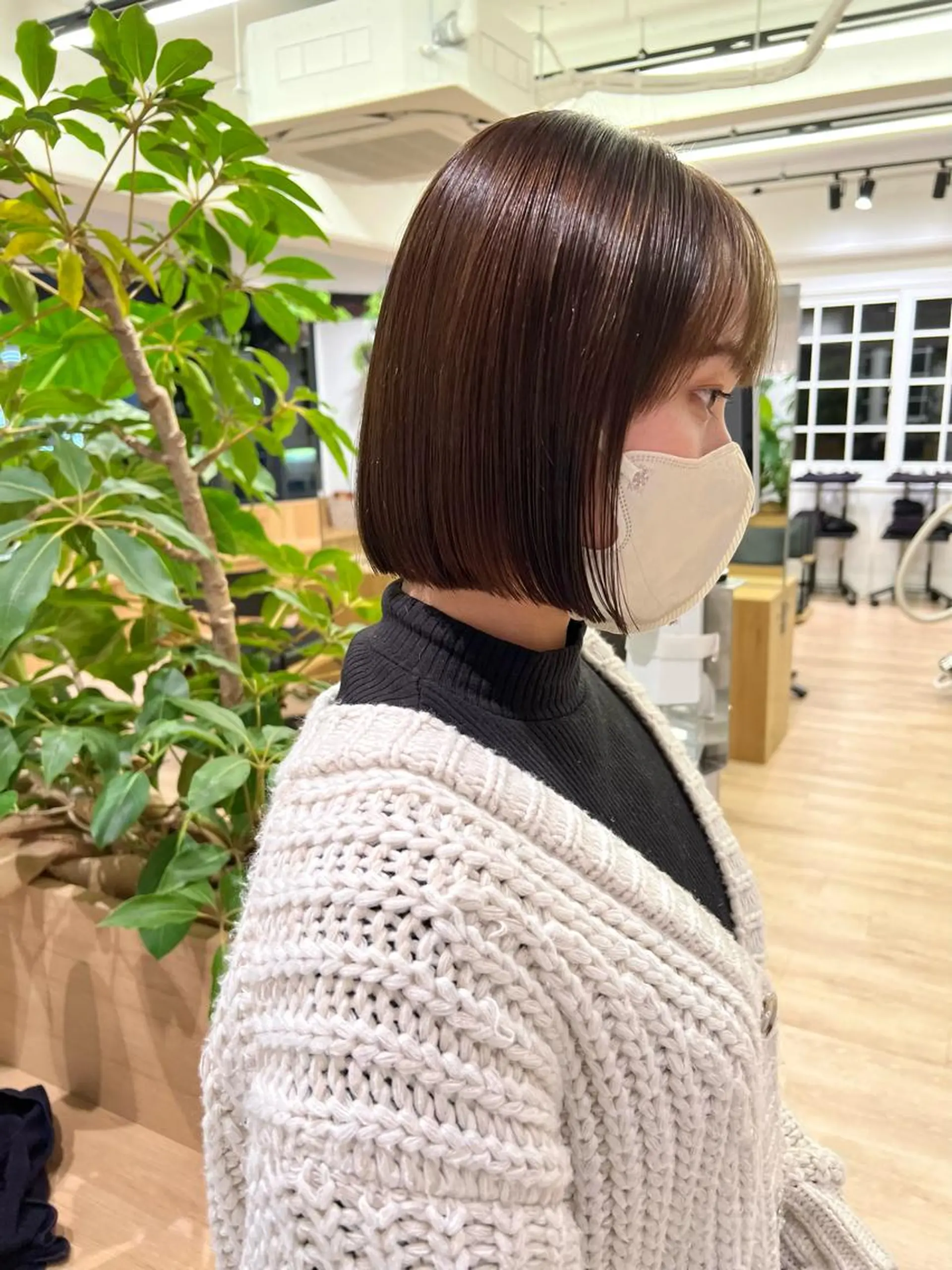 ミディアム ボブ 田中 愛梨のヘアスタイル