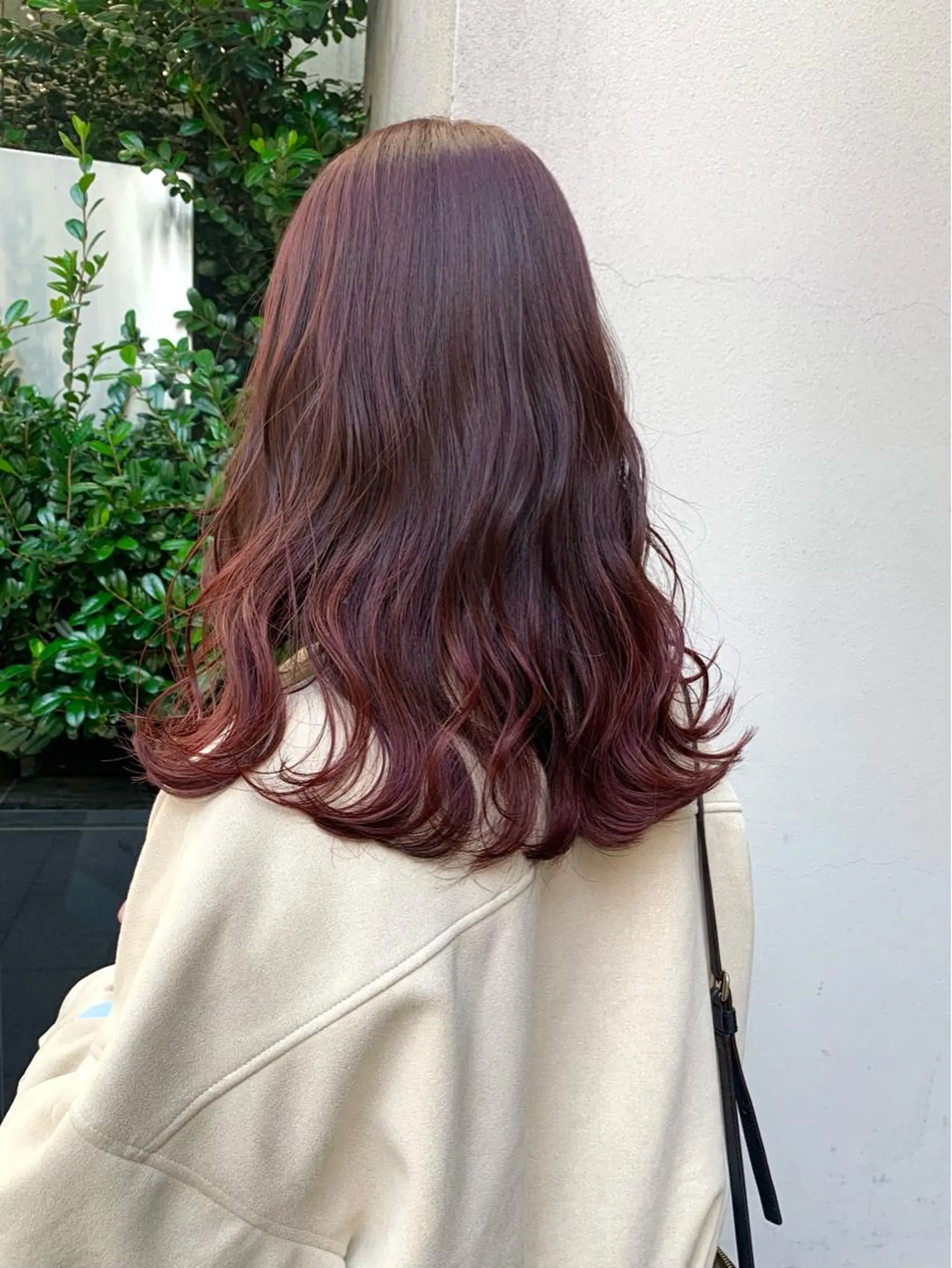 ミディアム カラー ベージュカラー ブリーチ ブリーチなしカラー ピンクカラー ピンクベージュ LUMO所属・矢野 晃平のヘアスタイル