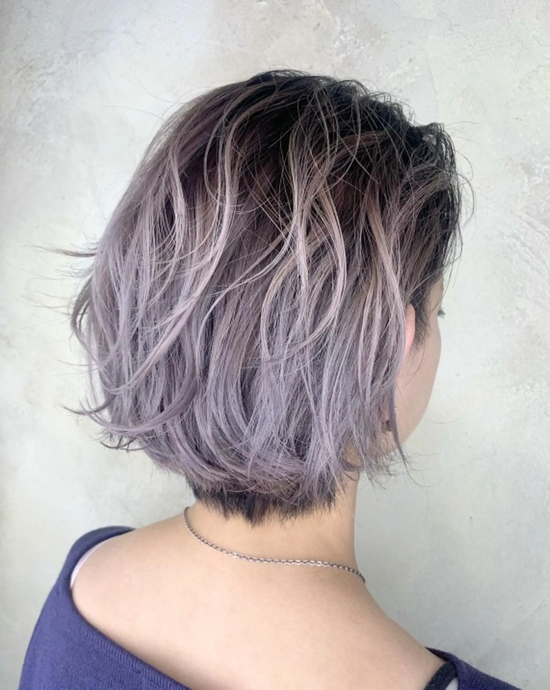 ショート カラー アディクシーカラー ブルーカラー ブルージュ デザインカラー ハイトーンカラー N° aria 三軒茶屋のヘアスタイル