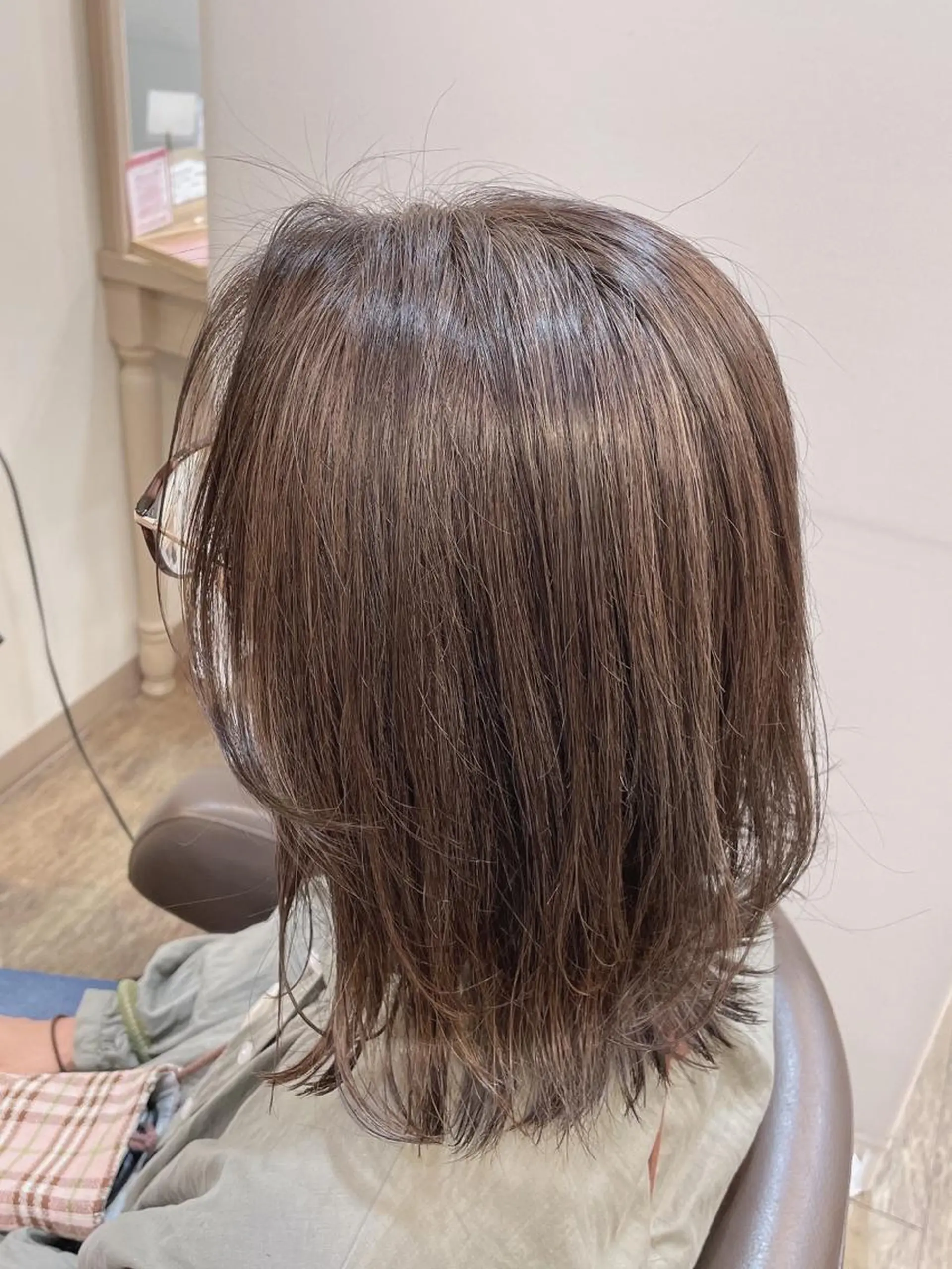 ミディアム カラー ハイライトカラー ハイライト ヘアカラー 尚平 髪質改善 大人のデザインカラーのその他イメージ