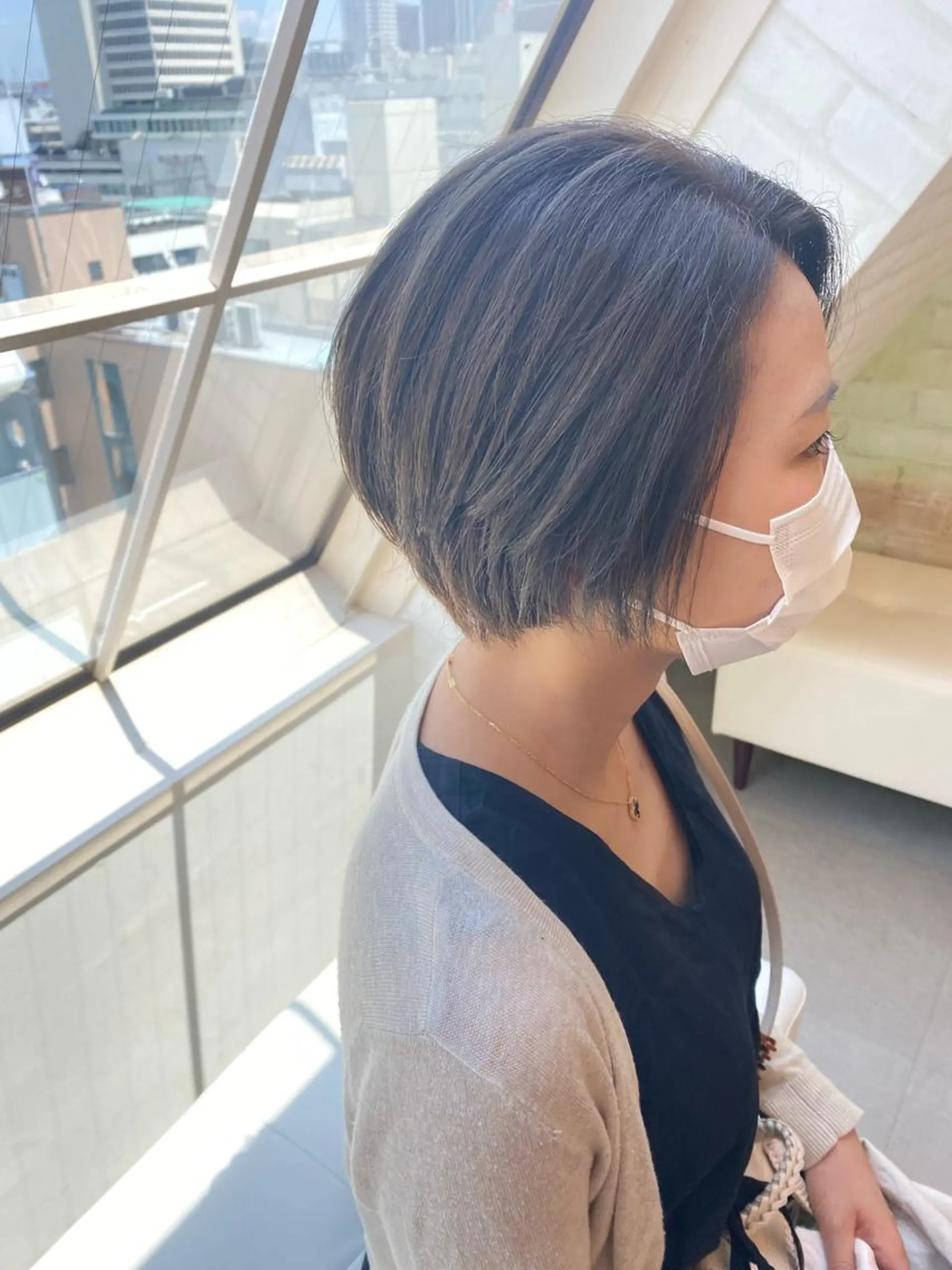 ショート カラー グレージュ カット ヘアカラー YUNA ユウナのヘアスタイル