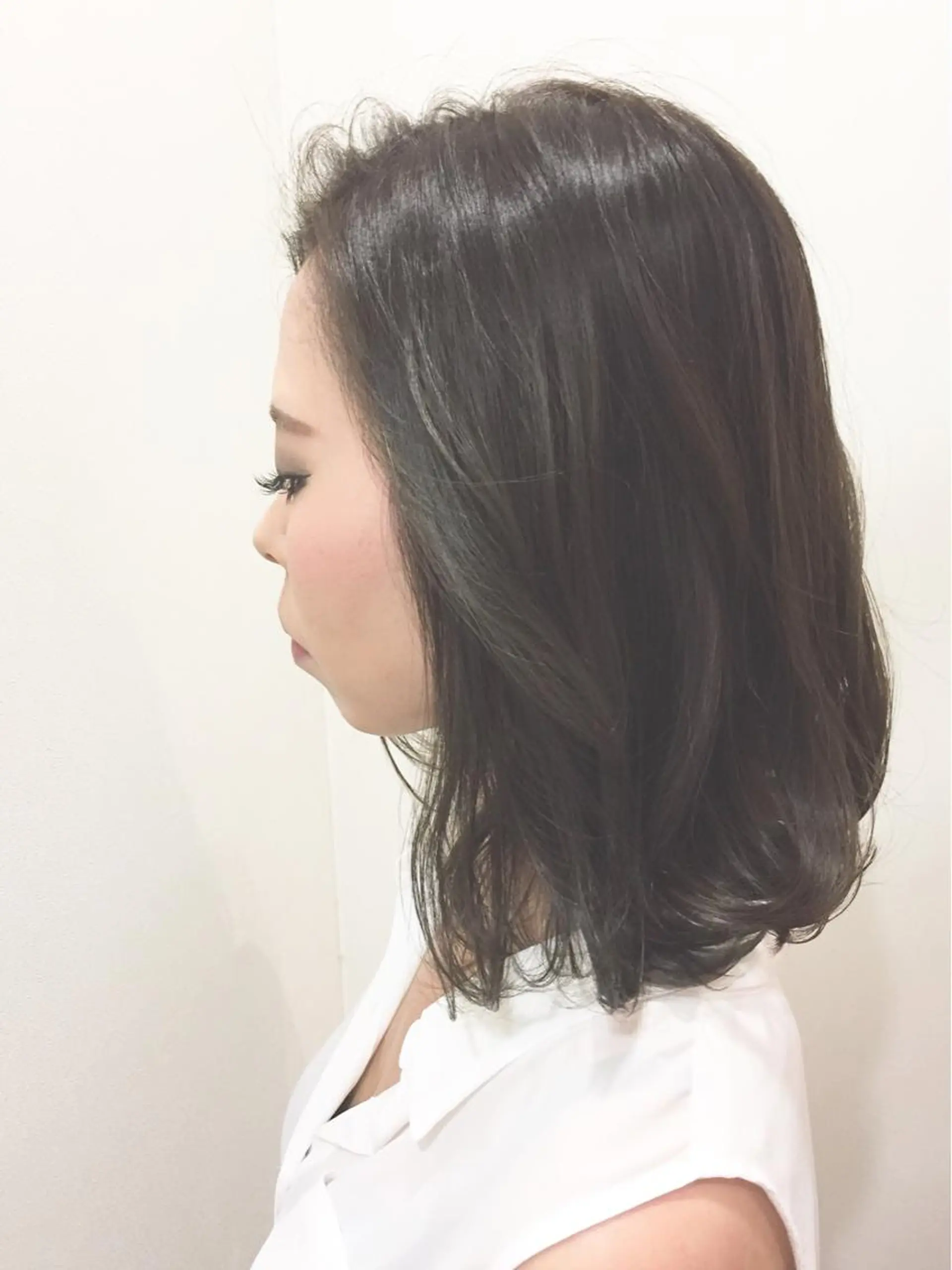 ミディアム ボブ 外ハネヘア カット トリートメント ヘアセット 坂本 なつきのヘアスタイル