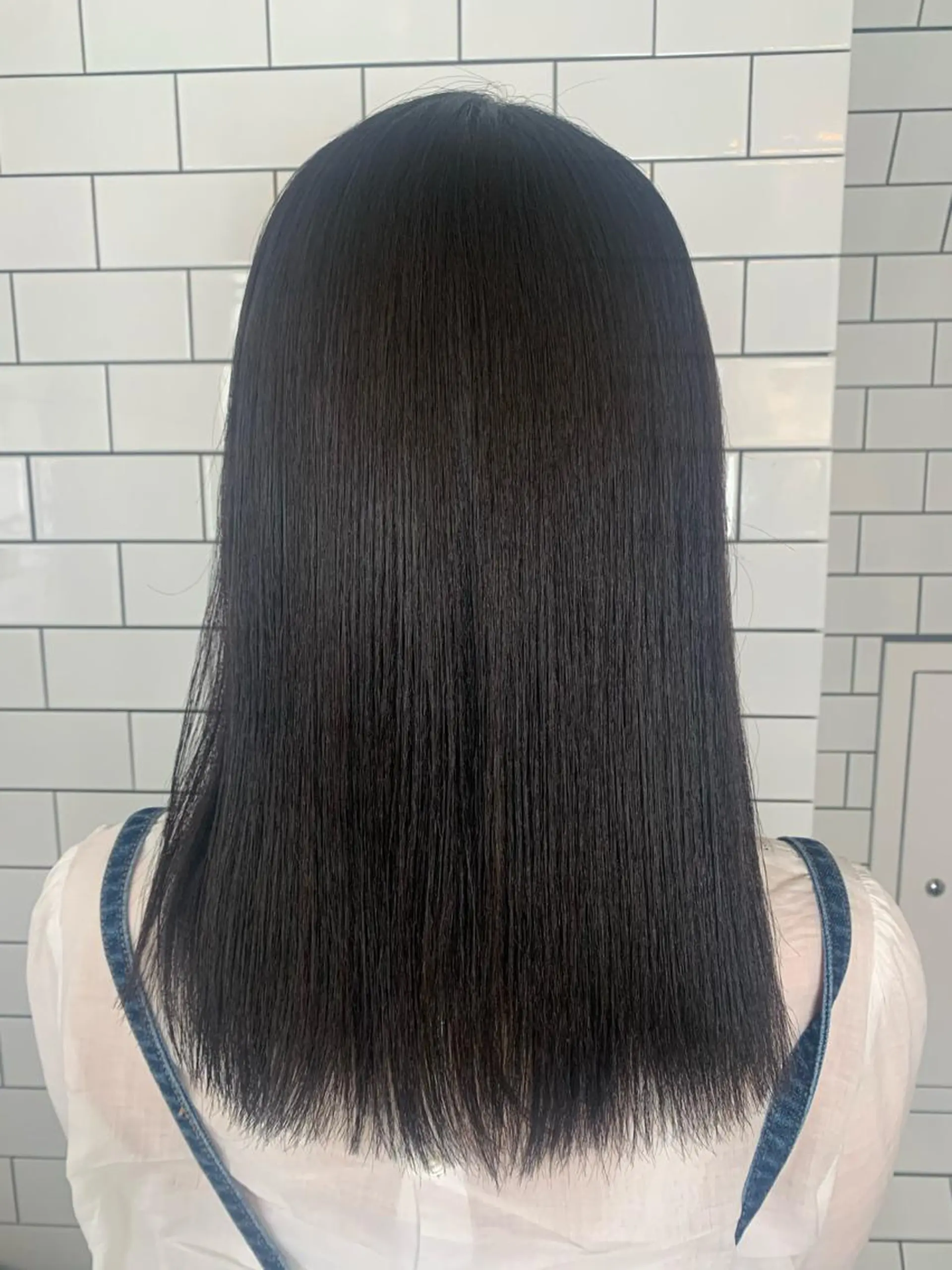 セミロング 酸性ストレート カット 縮毛矯正 トリートメント 妙見 知洋のヘアスタイル