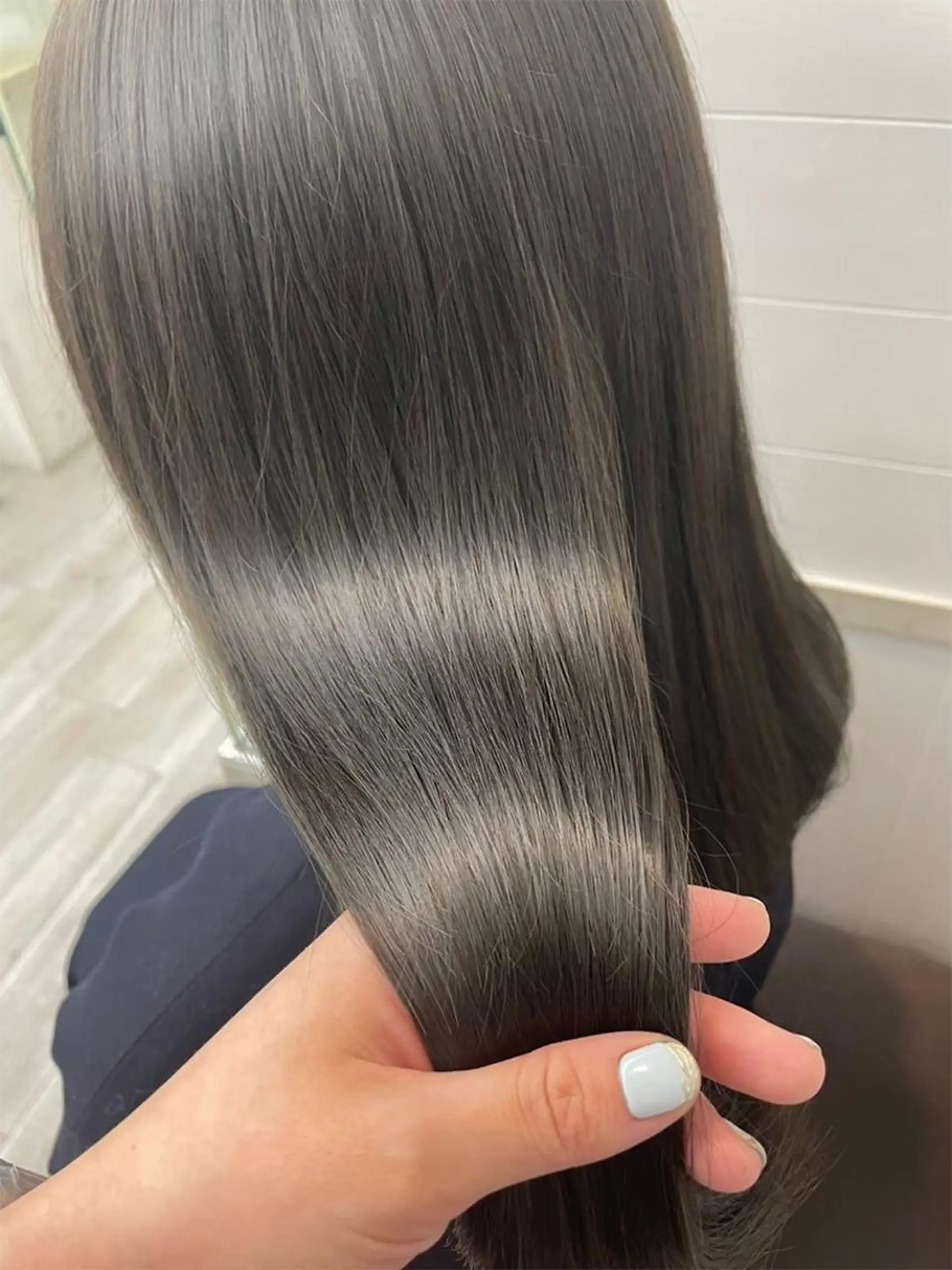 ミディアム パーマ カラー キッズ ヘアアレンジ メンズ ミディアムパーマ メンズバレイヤージュ メンズブリーチ メンズハイライト メンズハイトーン ROW町田🌹 大人可愛い/艶髪改善のヘアスタイル