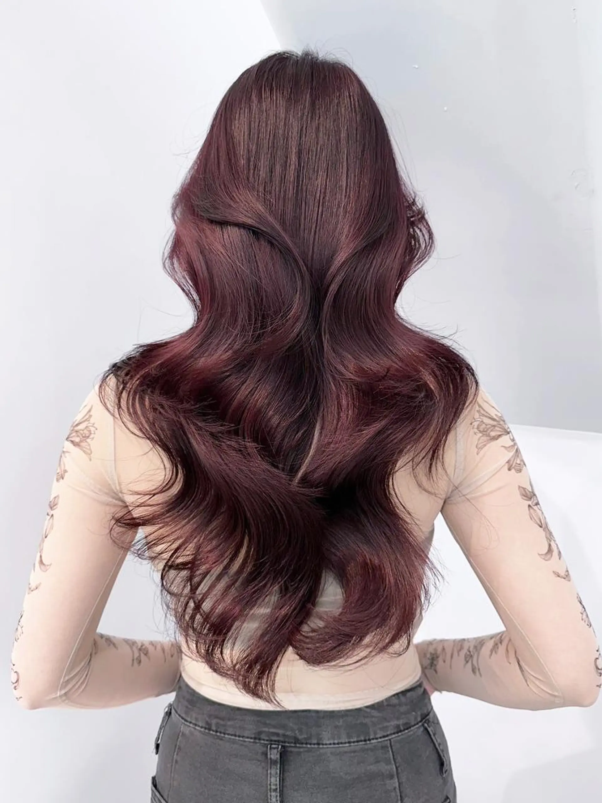 カラー セミロング ピンクカラー レイヤーカット カット ヘアカラー トリートメント ITbyALBUM 藤沢店のヘアスタイル
