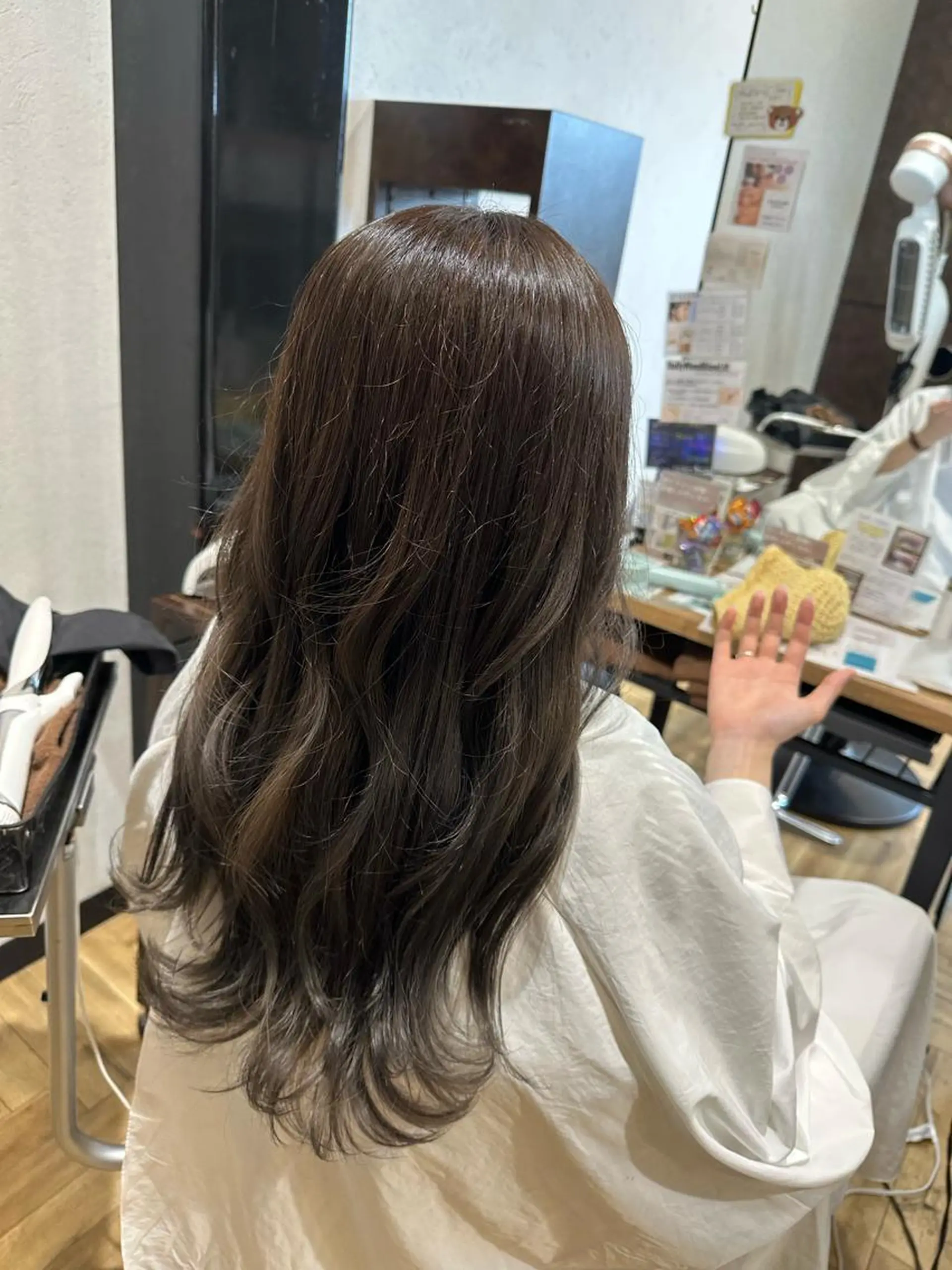 ロング カット ヘアカラー レイビューティー豊田 丸山店アシスタントのヘアスタイル