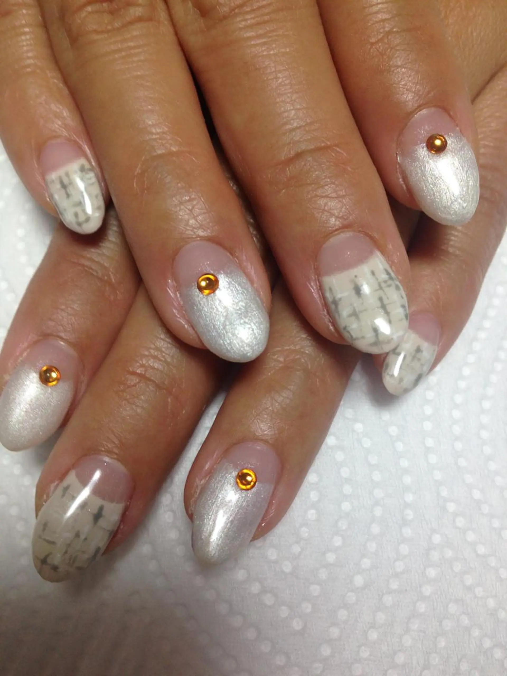 ネイル フレンチネイル 逆フレンチ ツイードネイル リラネイル所属・福田 美代子のネイルデザイン