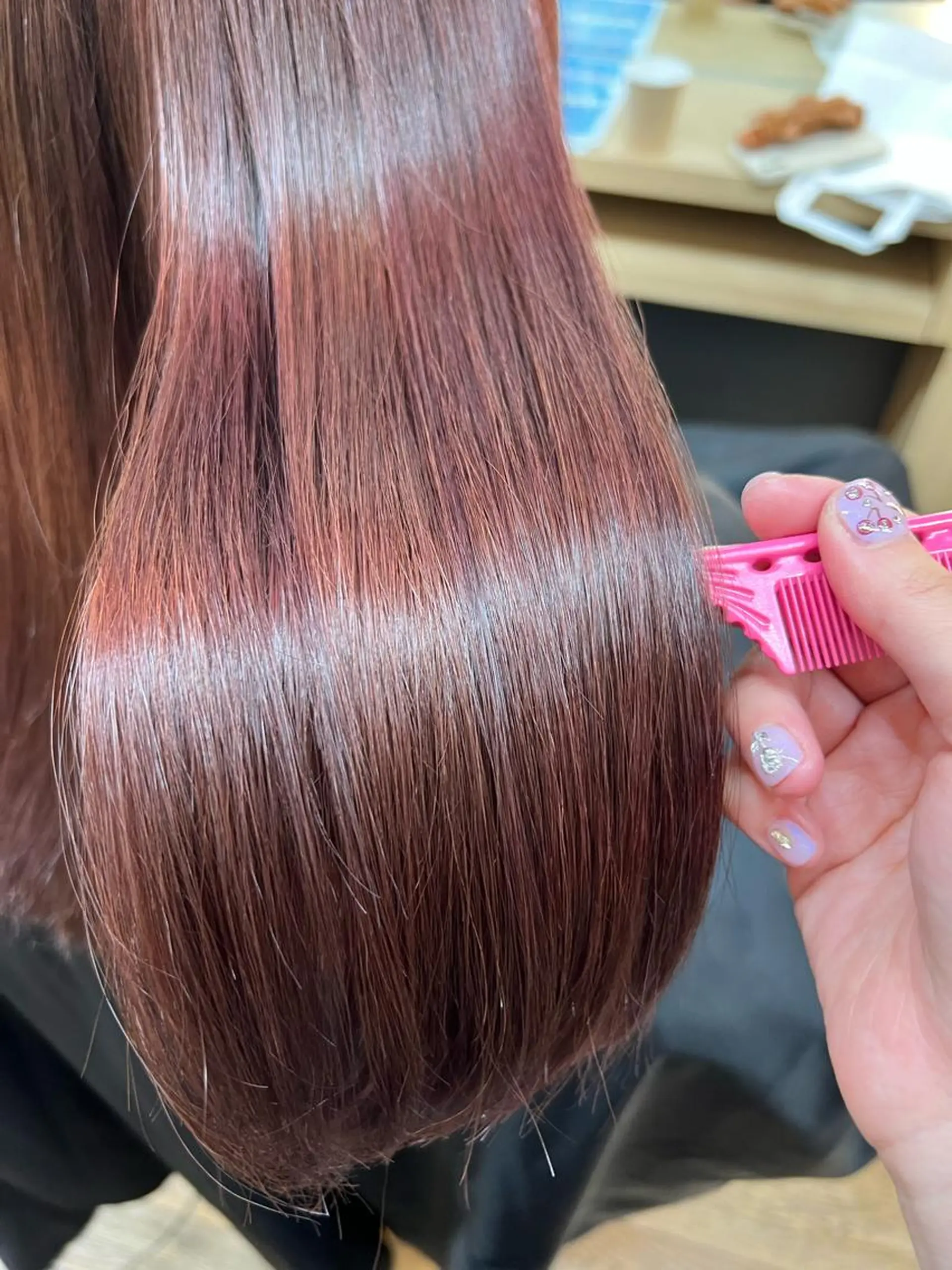 ロング カラー ブリーチ イルミナカラー ブリーチなしカラー ピンクカラー バイオレットカラー ✂︎HITOMI ✂︎のヘアスタイル