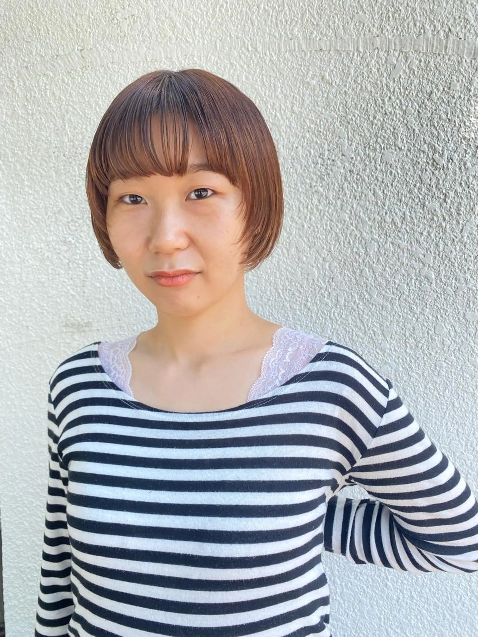 ショート ヘアカラー 小日向 沙織のヘアスタイル