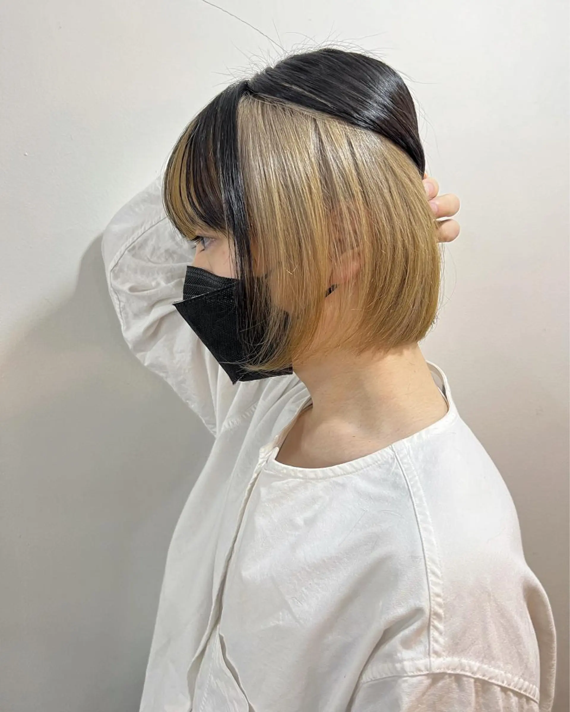 ショート カラー ブロンド カット ヘアカラー フラム所属・WATANABE MISAKIのヘアスタイル