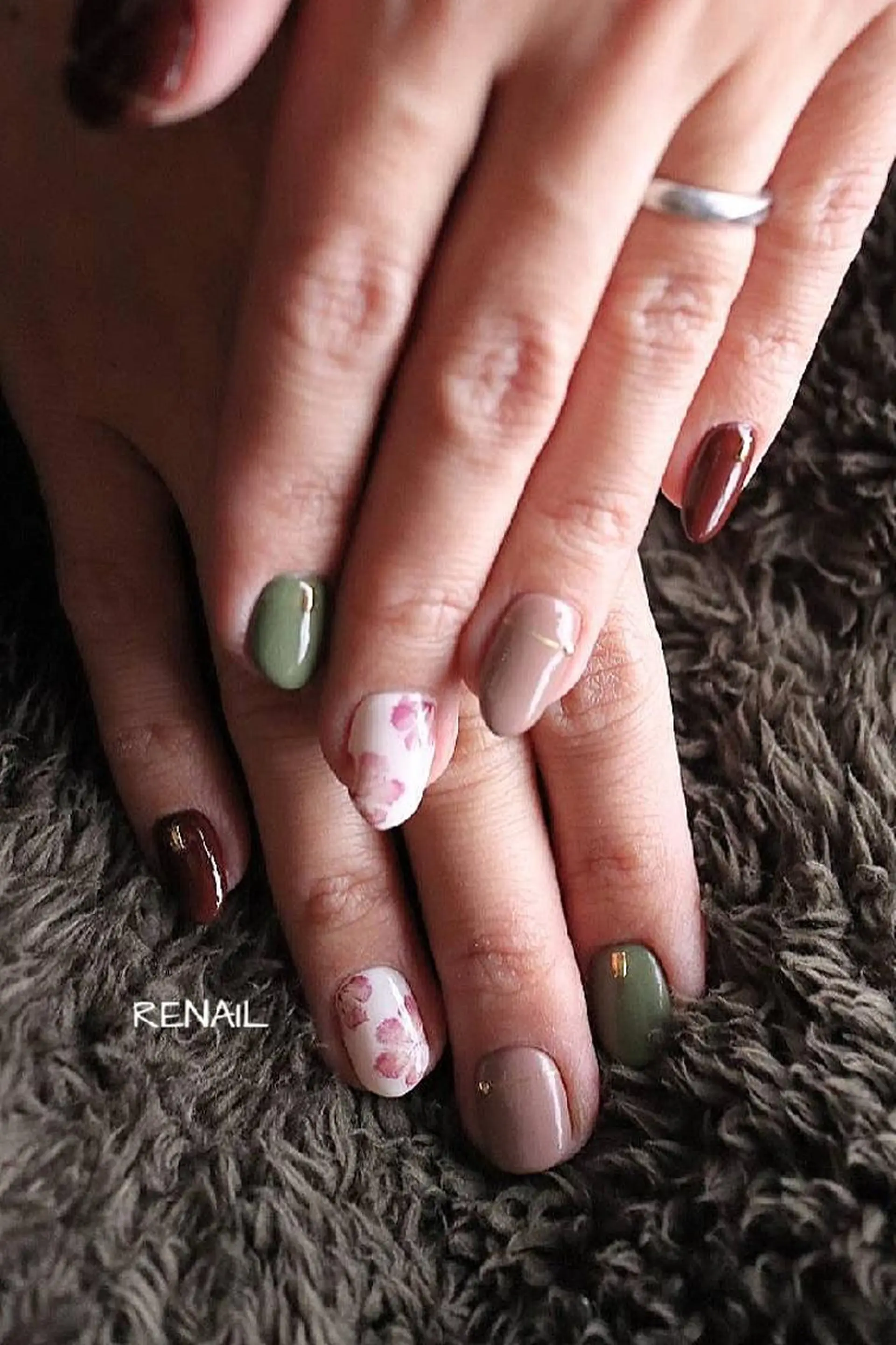 ネイル RENAIL  玲奈のネイルデザイン