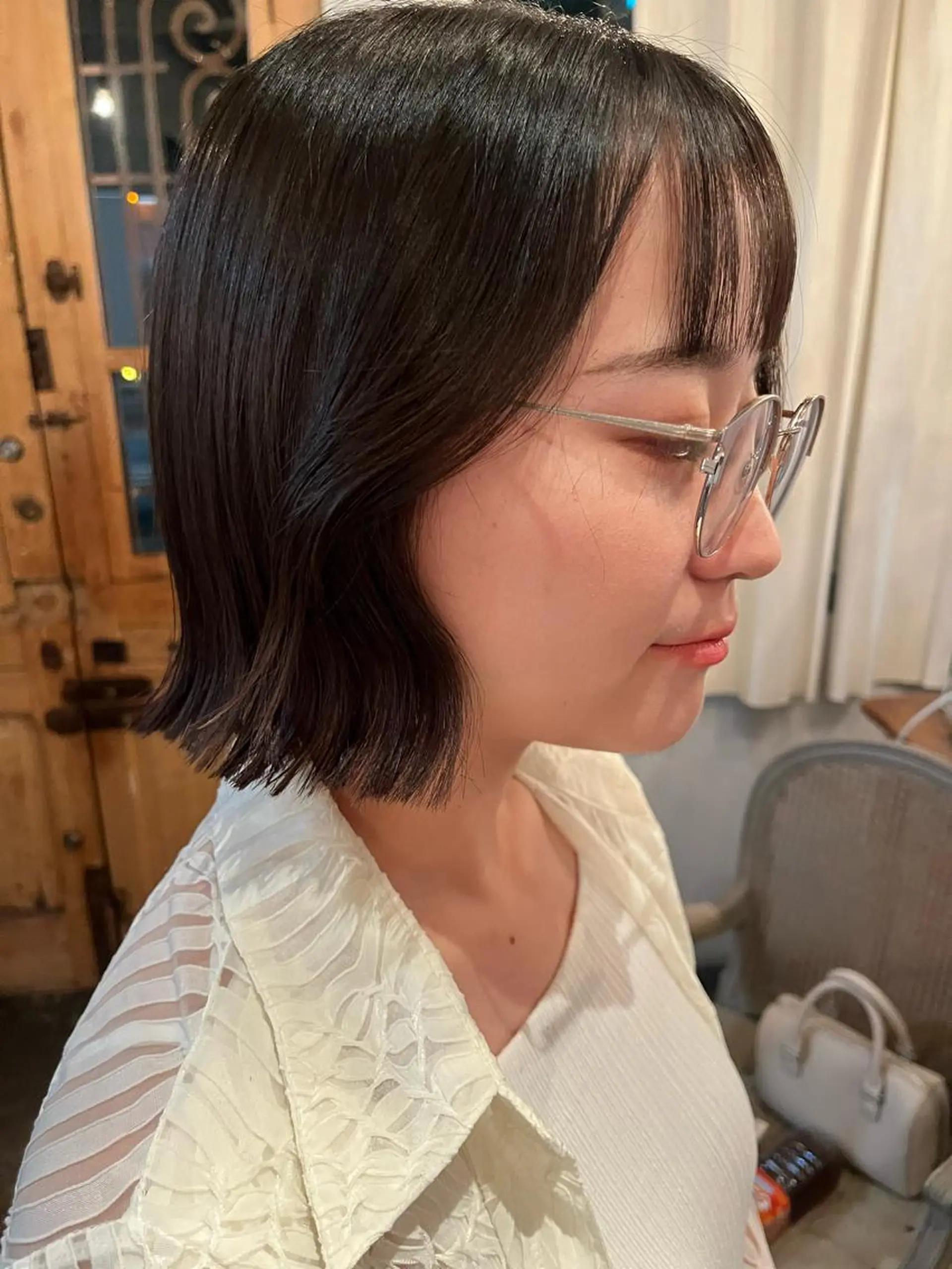 ミディアム 藤井 美歩/赤髪のヘアスタイル