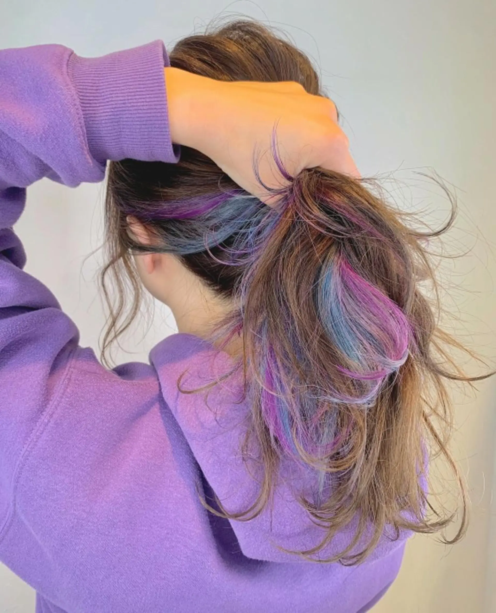 セミロング カラー セミロングパーマ アッシュ アッシュブラウン ベージュカラー 黒髪 カット ヘアカラー N° aria 三軒茶屋のヘアスタイル