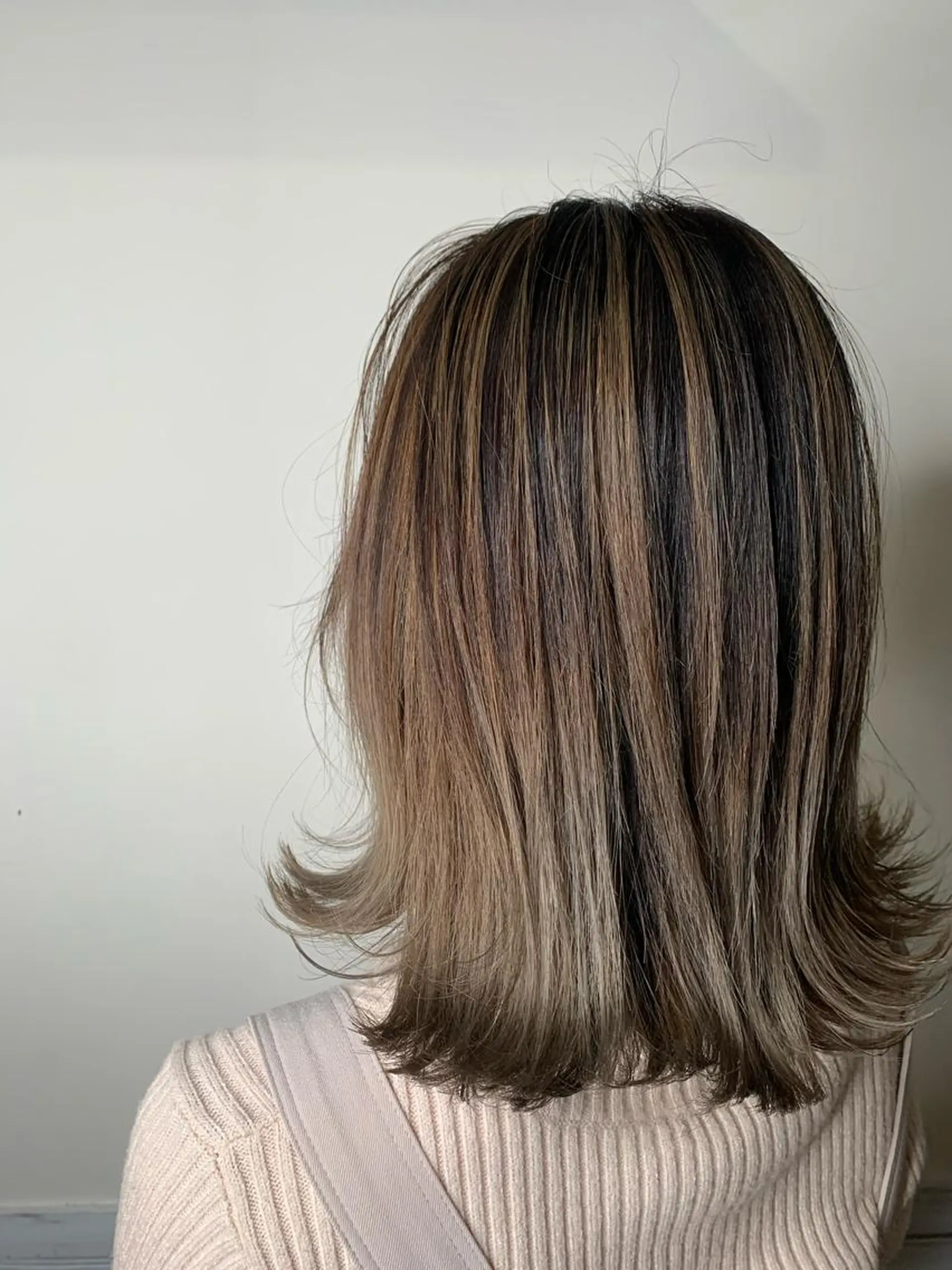 ミディアム カラー バレイヤージュ ハイライトカラー ハイライト レイヤーカット カット ヘアカラー トリートメント ヘアセット Men's salon ANSWER所属・メンズサロン ANSWERのヘアスタイル