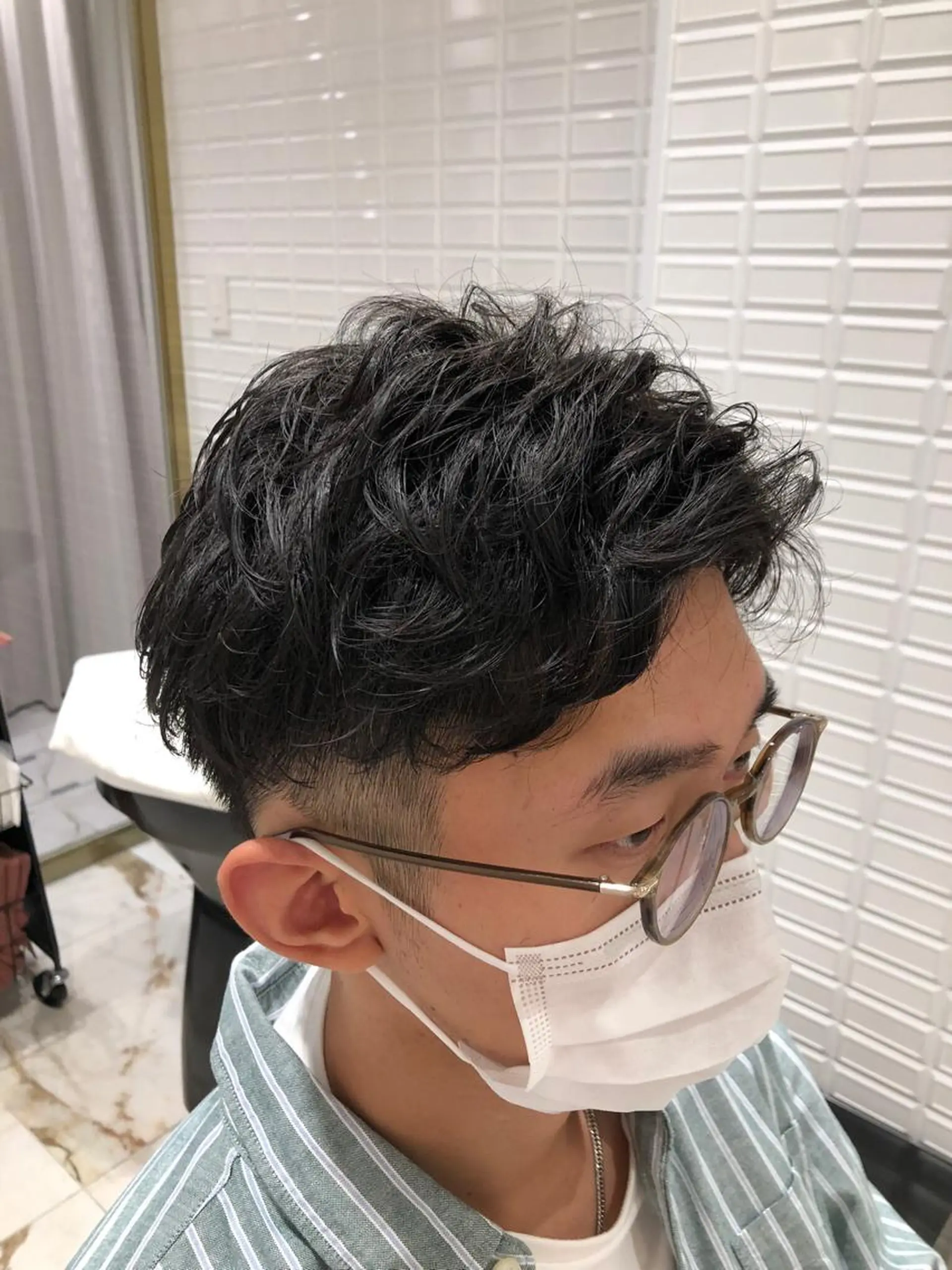 ショート パーマ メンズ メンズパーマ 刈り上げ メンズ特化ニュアンス パーマ　RYOのヘアスタイル