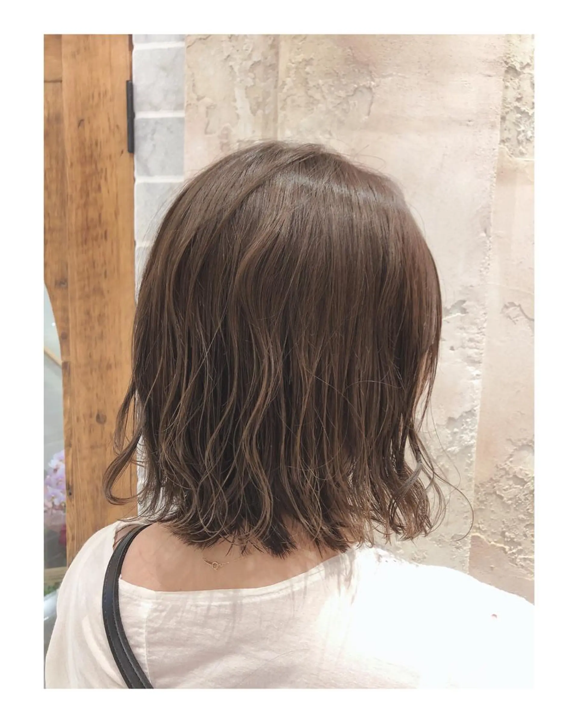 ミディアム アッシュ カット ヘアカラー トリートメント 代表山口ひな 髪質改善のプロのヘアスタイル