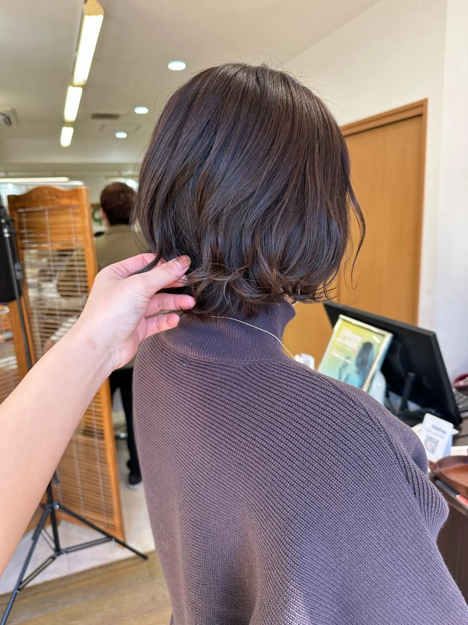 ショート カラー ボブ peg.hair所属・ブリーチカラー🫧 森　凪沙のヘアスタイル