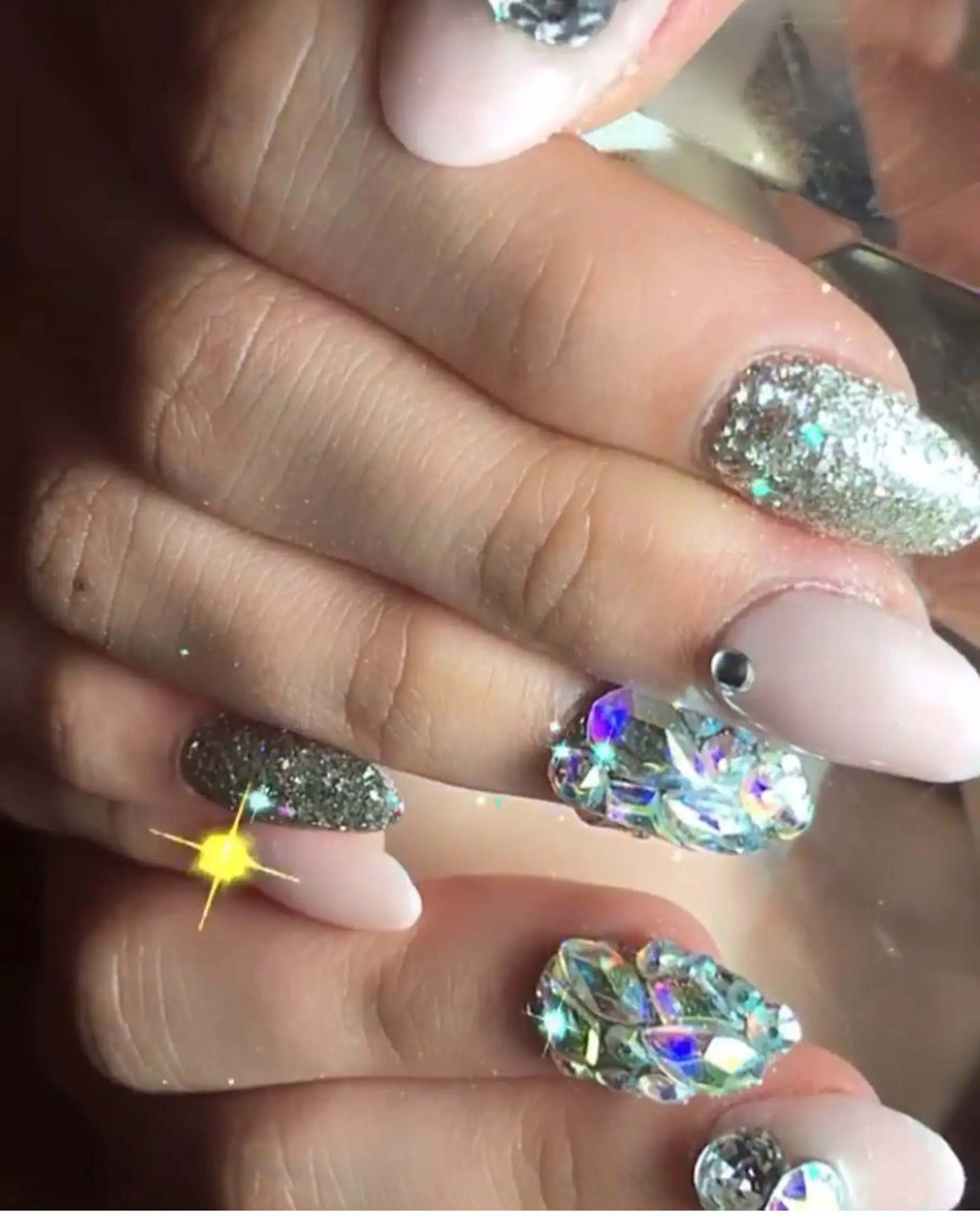 ネイル nailALBA 安蒜良彰のネイルデザイン