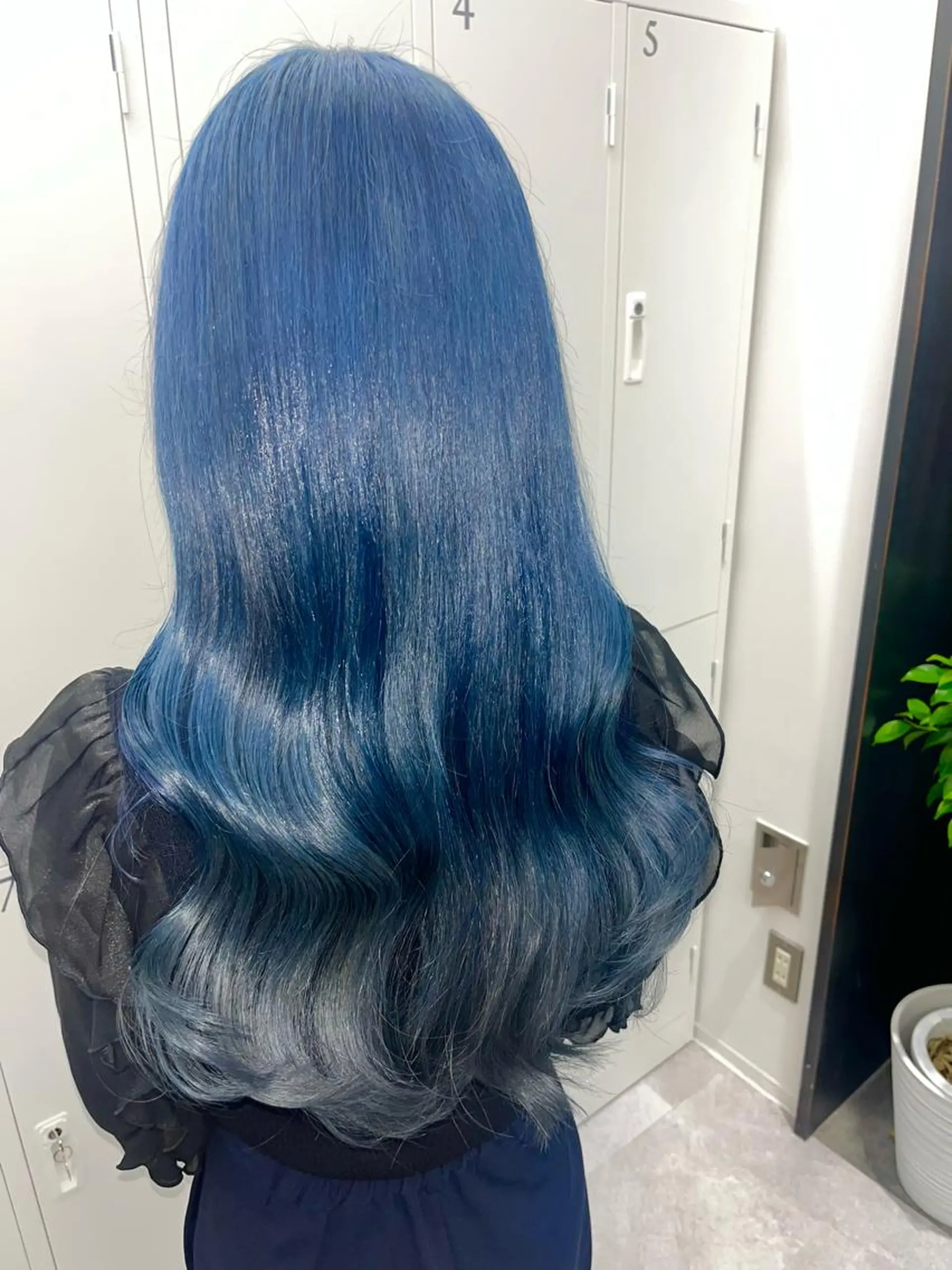 ロング カラー ヘアカラー トリートメント ヘアセット 🎀透明感ブリーチ カラー🎀ミズキのヘアスタイル