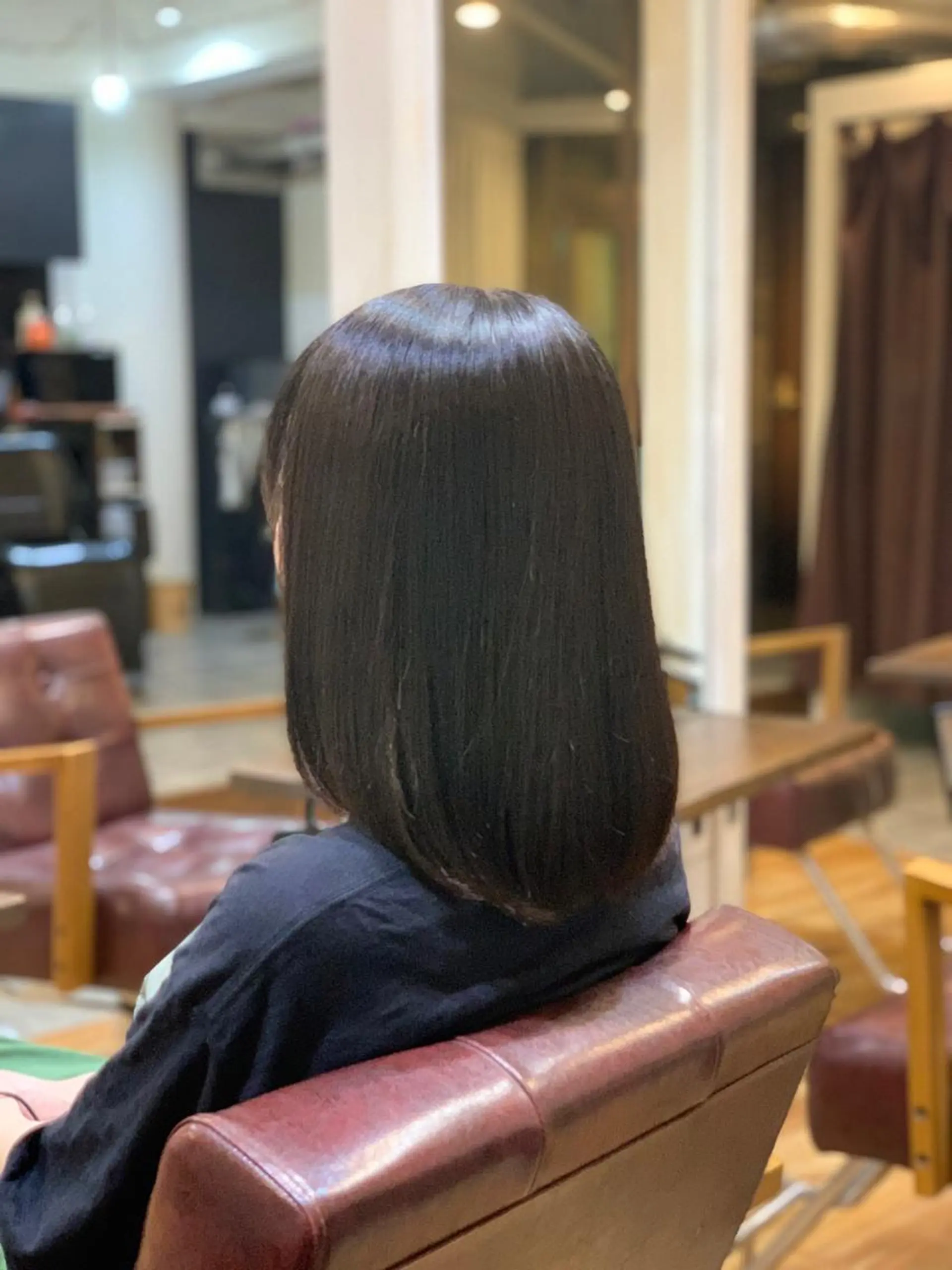 ミディアム 縮毛矯正 CECIL hair なんば店所属・メンズパーマ 艶髪☆店長☆有馬のヘアスタイル