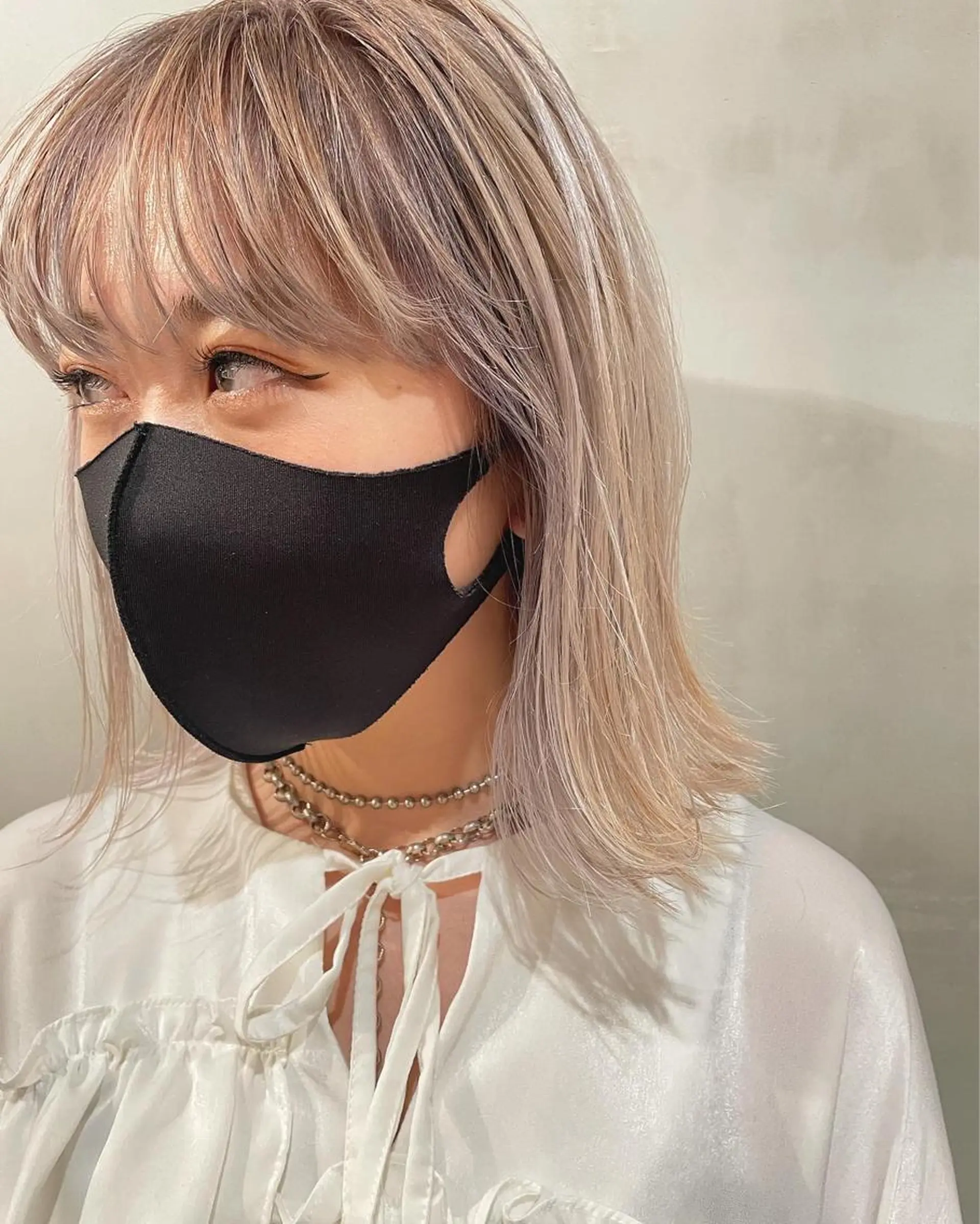 ミディアム カラー カット ヘアカラー トリートメント 優 作のヘアスタイル