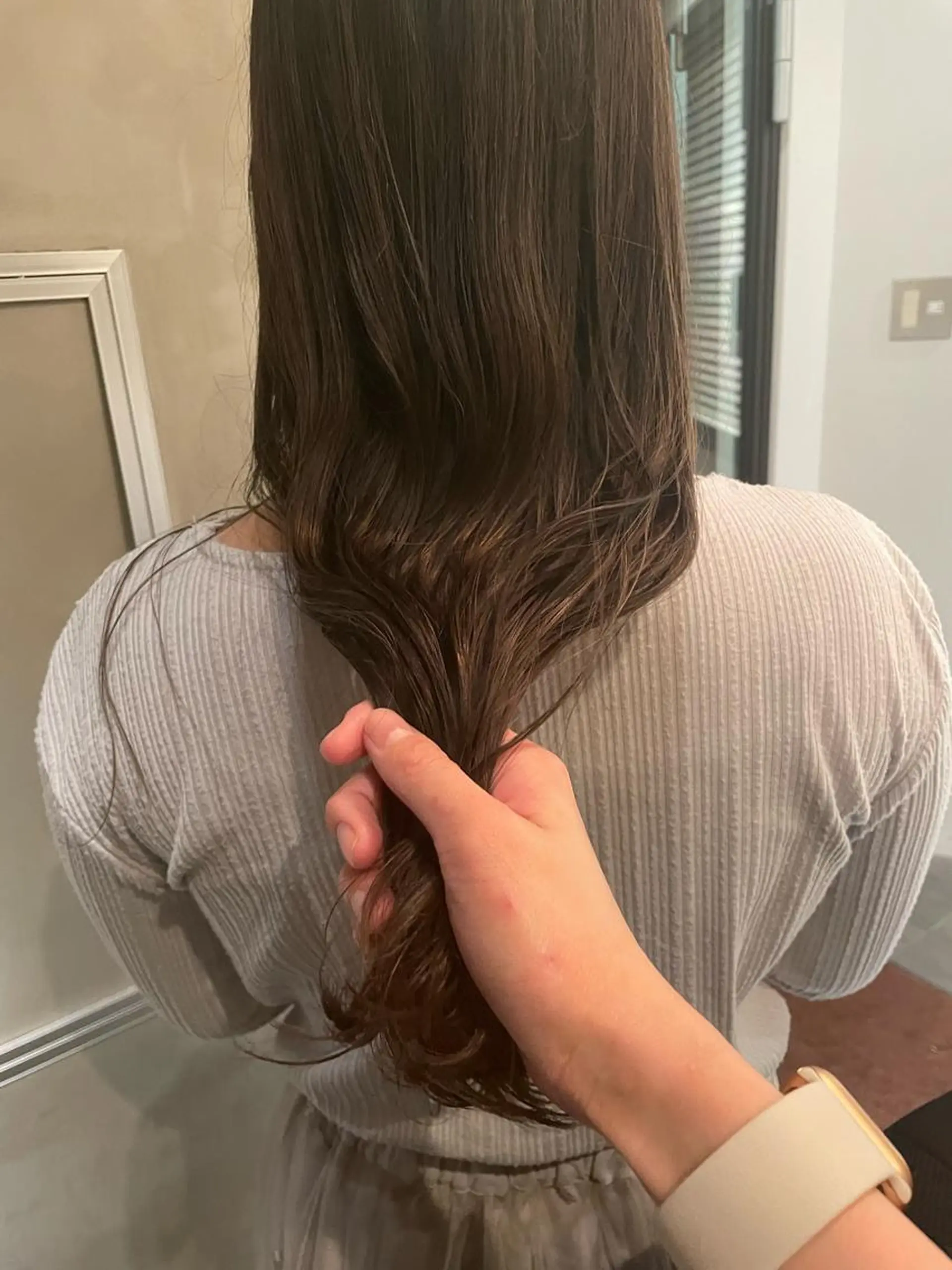 ロング カラー classic 新横浜所属・大人girly🛋️ 🤍yukakoのヘアスタイル