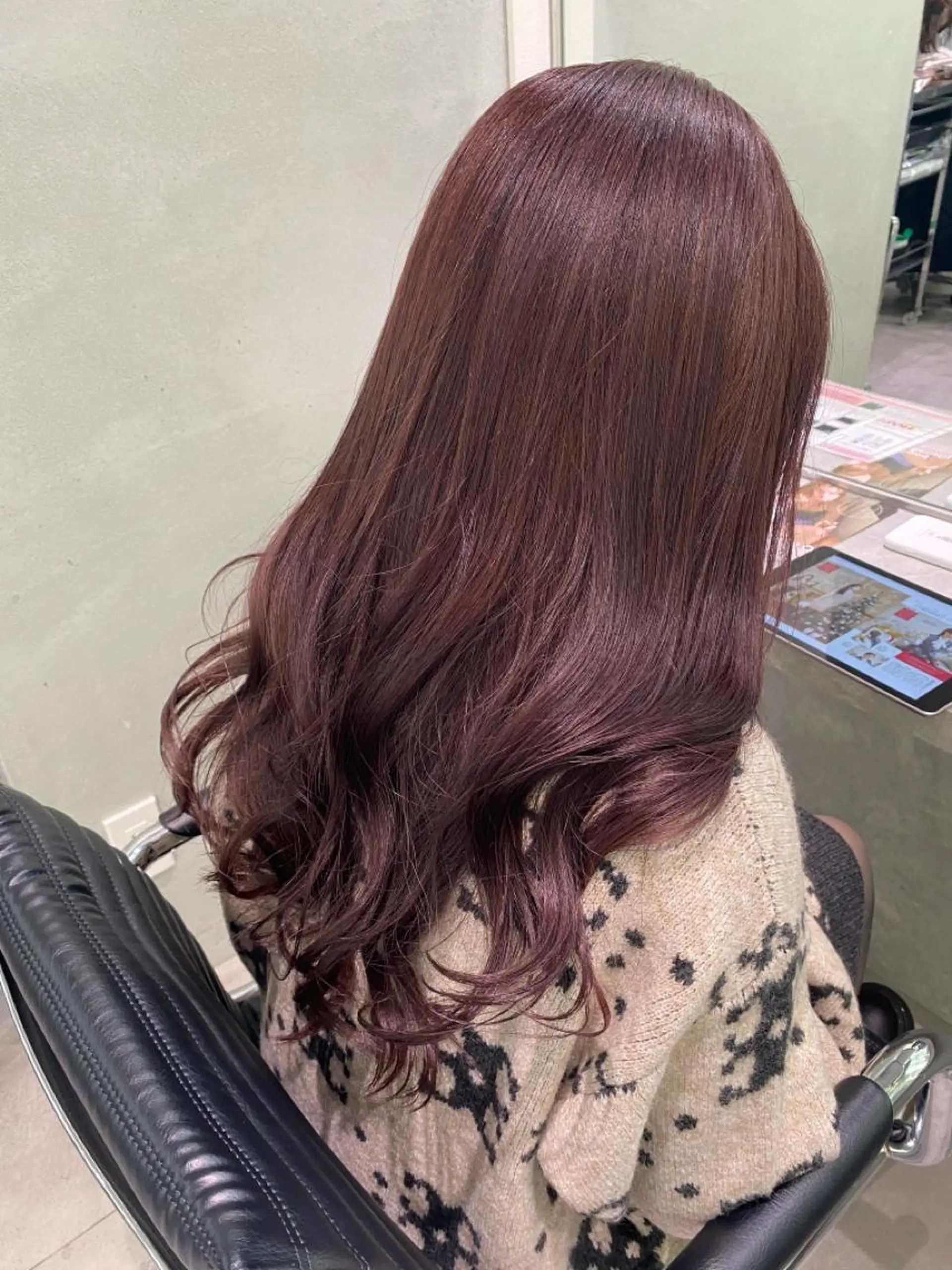 ロング カラー ラベンダーカラー とびまつ /ショート/脱白髪染のヘアスタイル