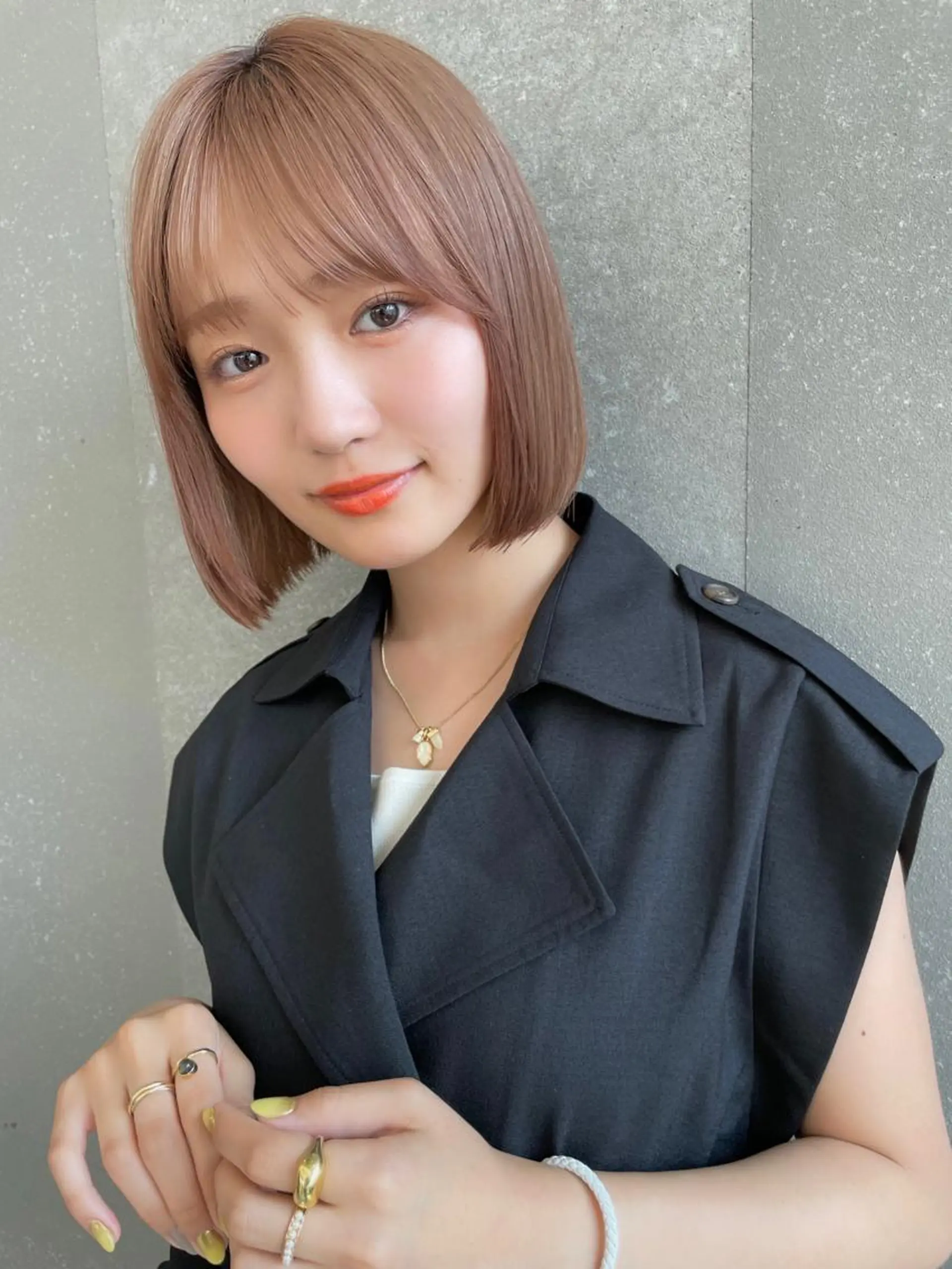 ショート ボブ カット ヘアカラー トリートメント 本田 奈穂美のヘアスタイル