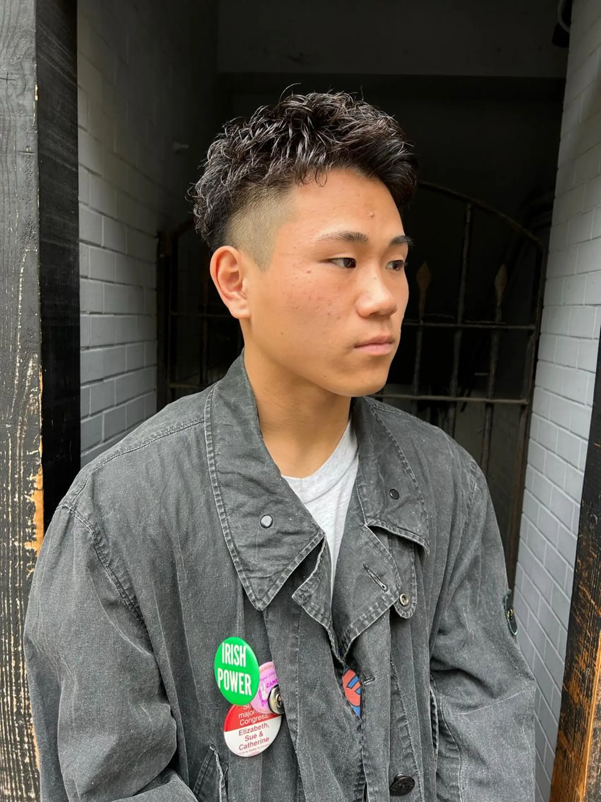 ショート パーマ メンズ メンズブリーチ メンズハイライト メンズインナーカラー メンズパーマ プードルパーマ カット ヘアカラー charme所属・💈メンズ特化 /伊藤大輝💈のヘアスタイル